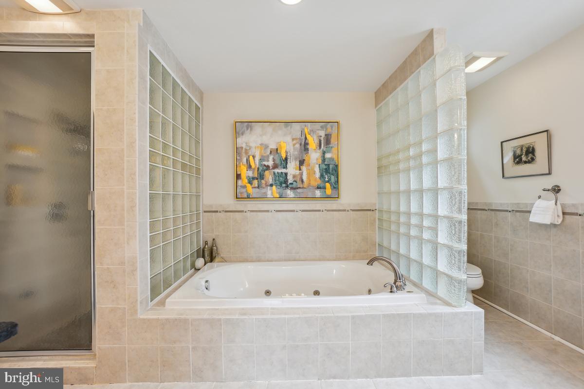 HILLMEAD - Residential