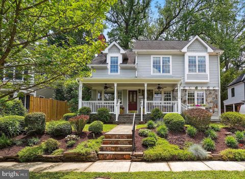 Photo of 8610 Melwood Road, BETHESDA, MD 20817 (MLS # MDMC2184060) Photo of 8610 Melwood Road, BETHESDA, MD 20817 (MLS # MDMC2184060)