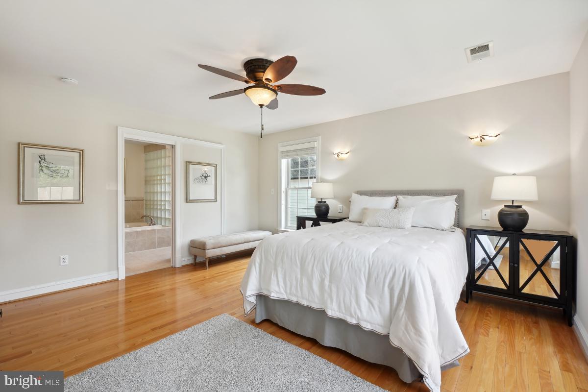 HILLMEAD - Residential