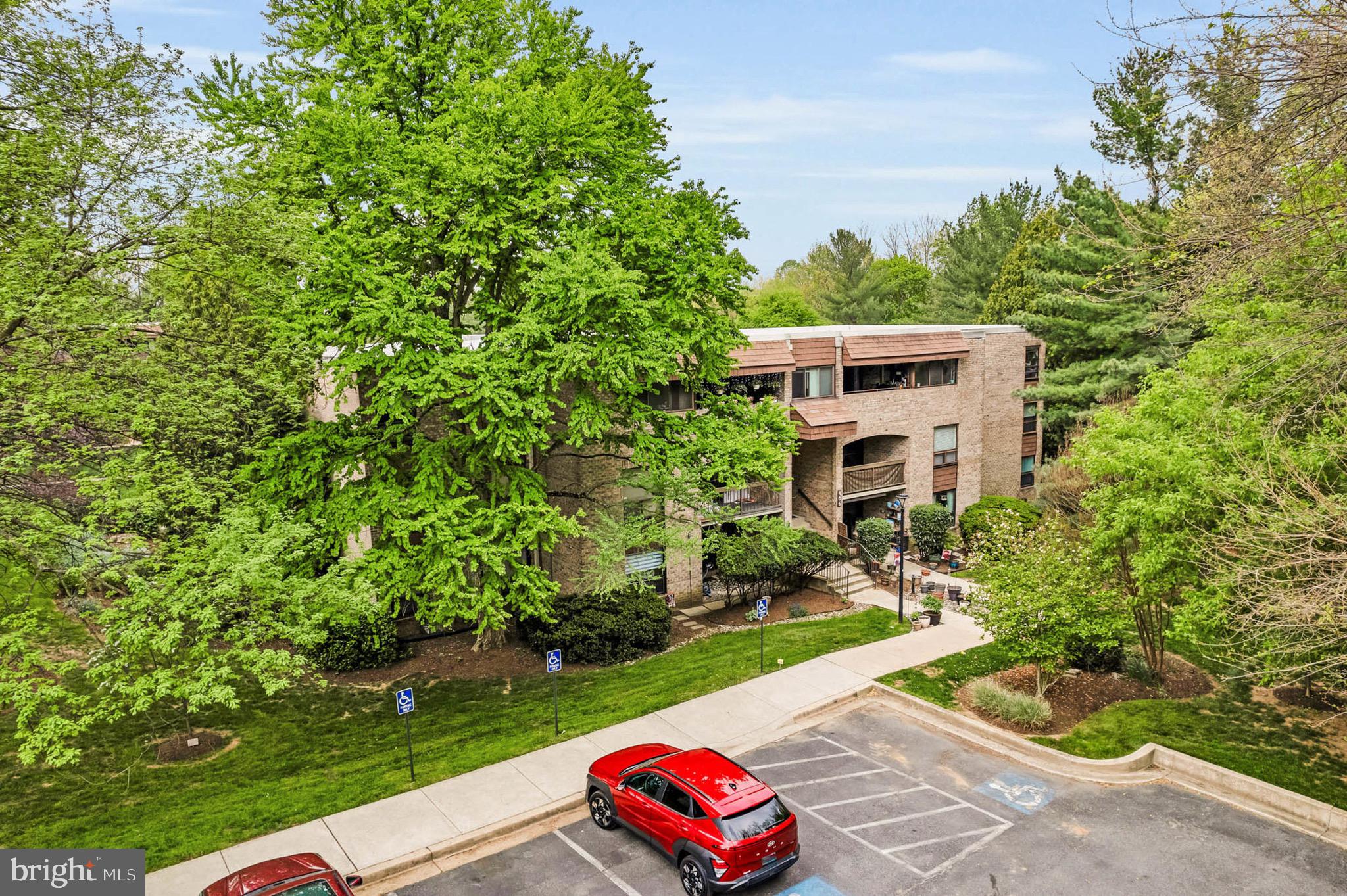 405 CHRISTOPHER AVENUE 22