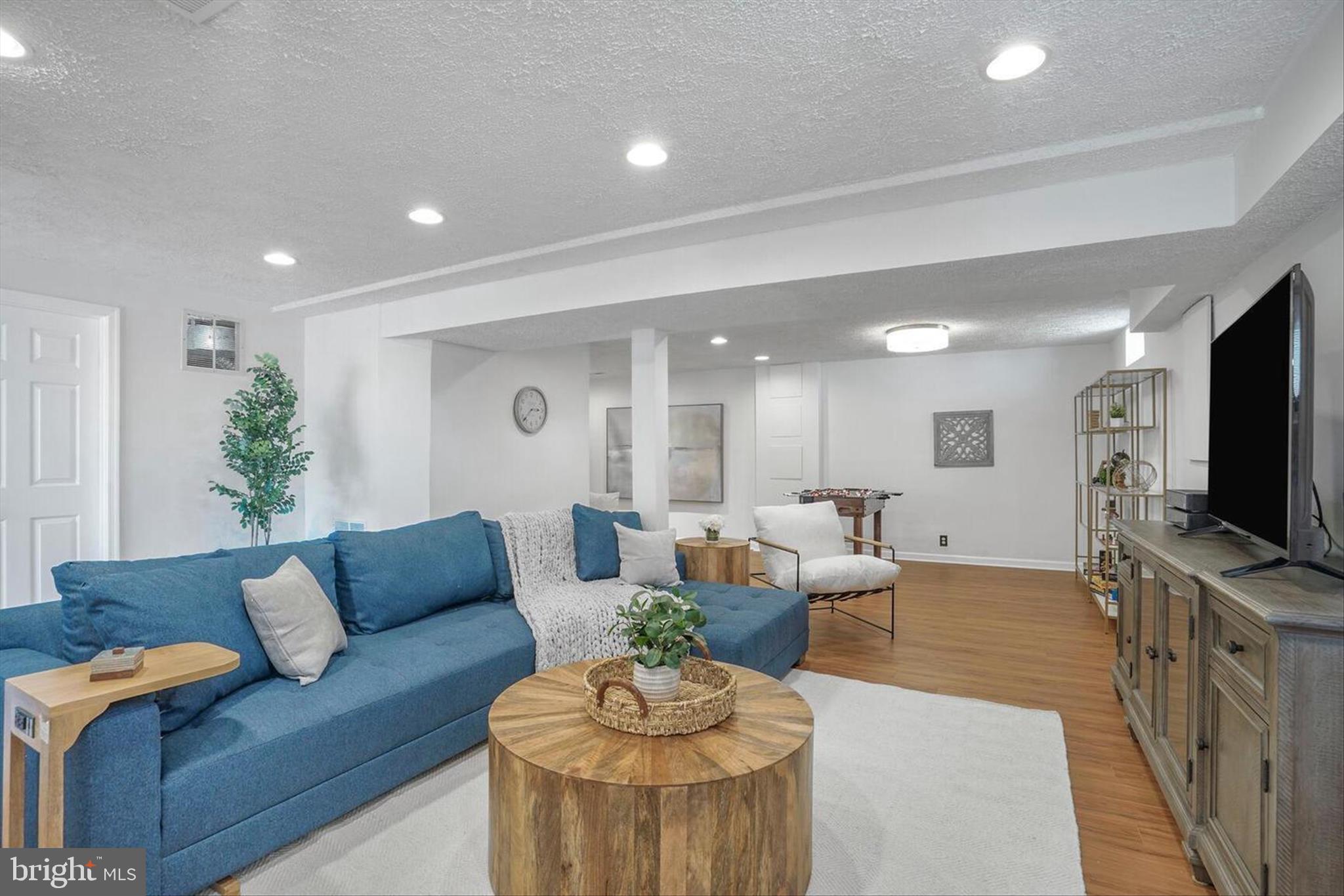 CENTRE RIDGE - Residential