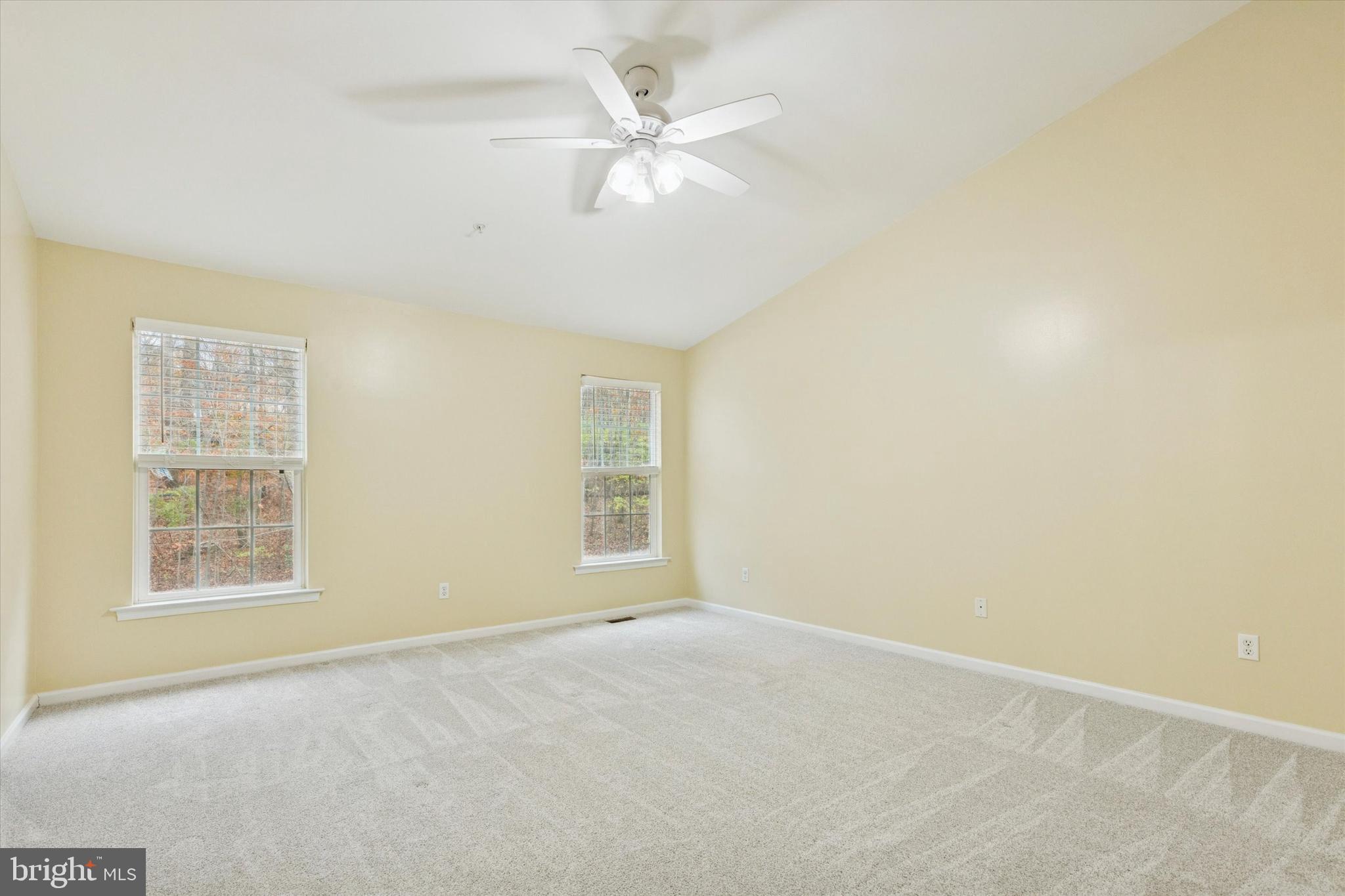 WHITELAND WOODS - Residential Lease