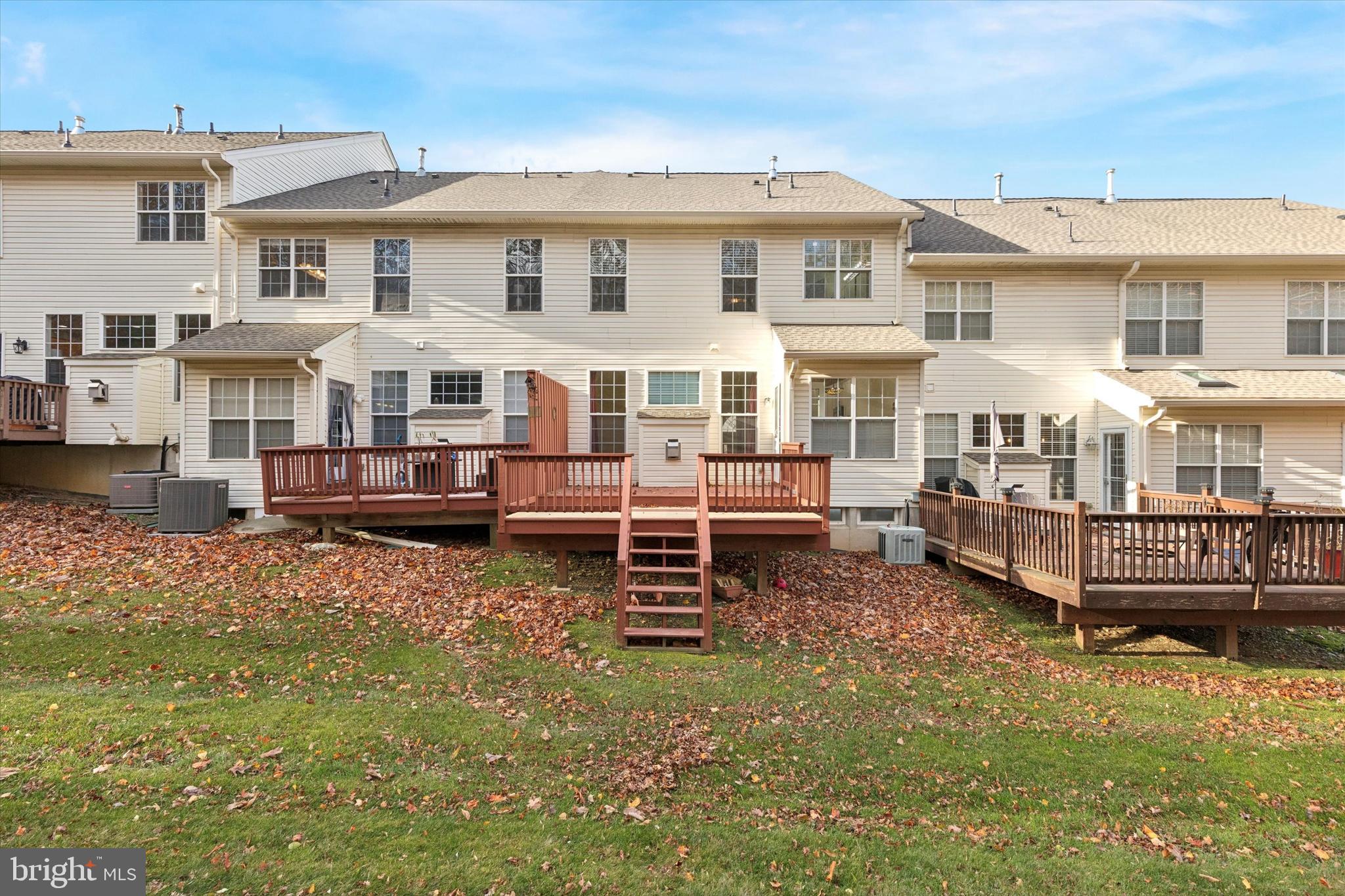 WHITELAND WOODS - Residential Lease