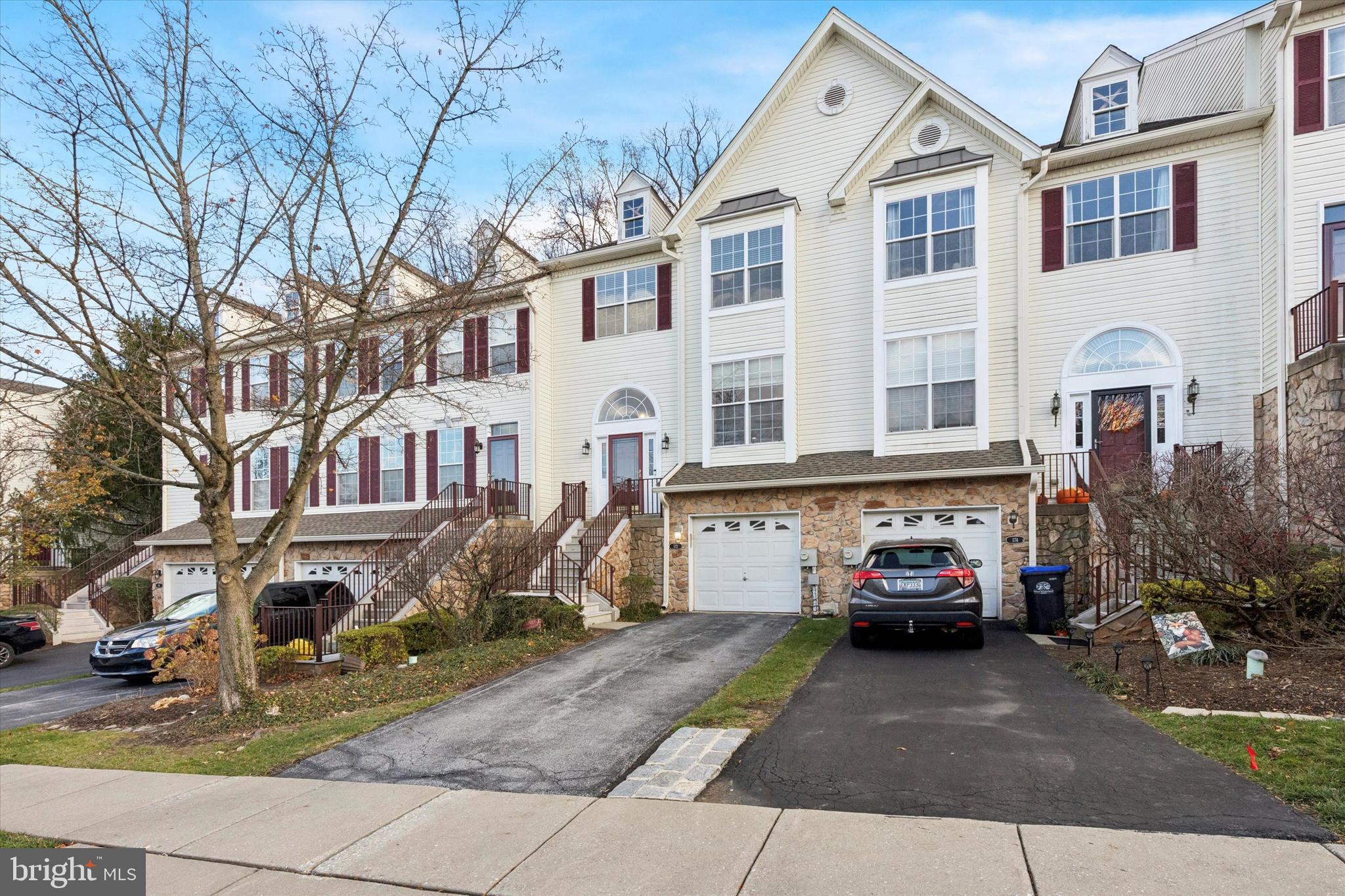 WHITELAND WOODS - Residential Lease