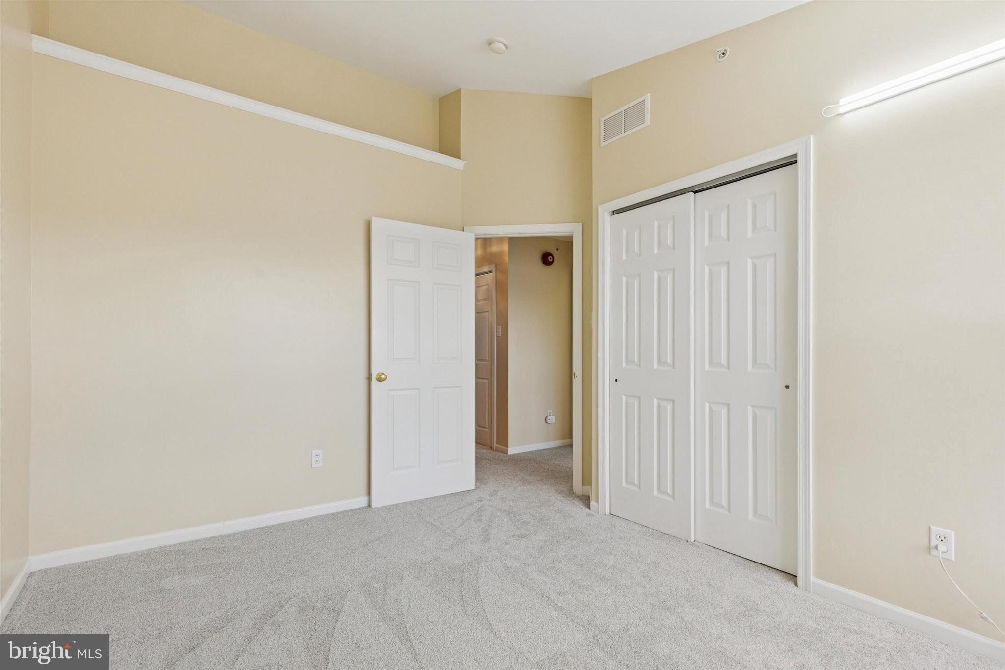 WHITELAND WOODS - Residential Lease