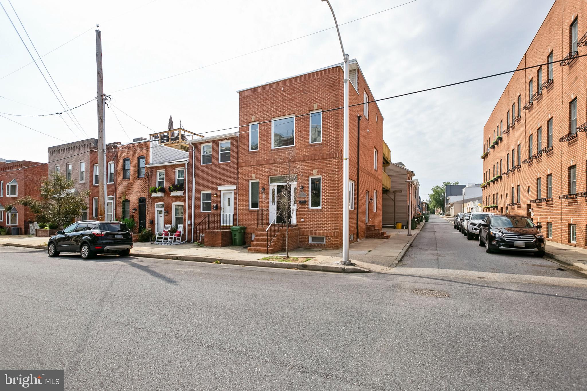 LOCUST POINT - Residential