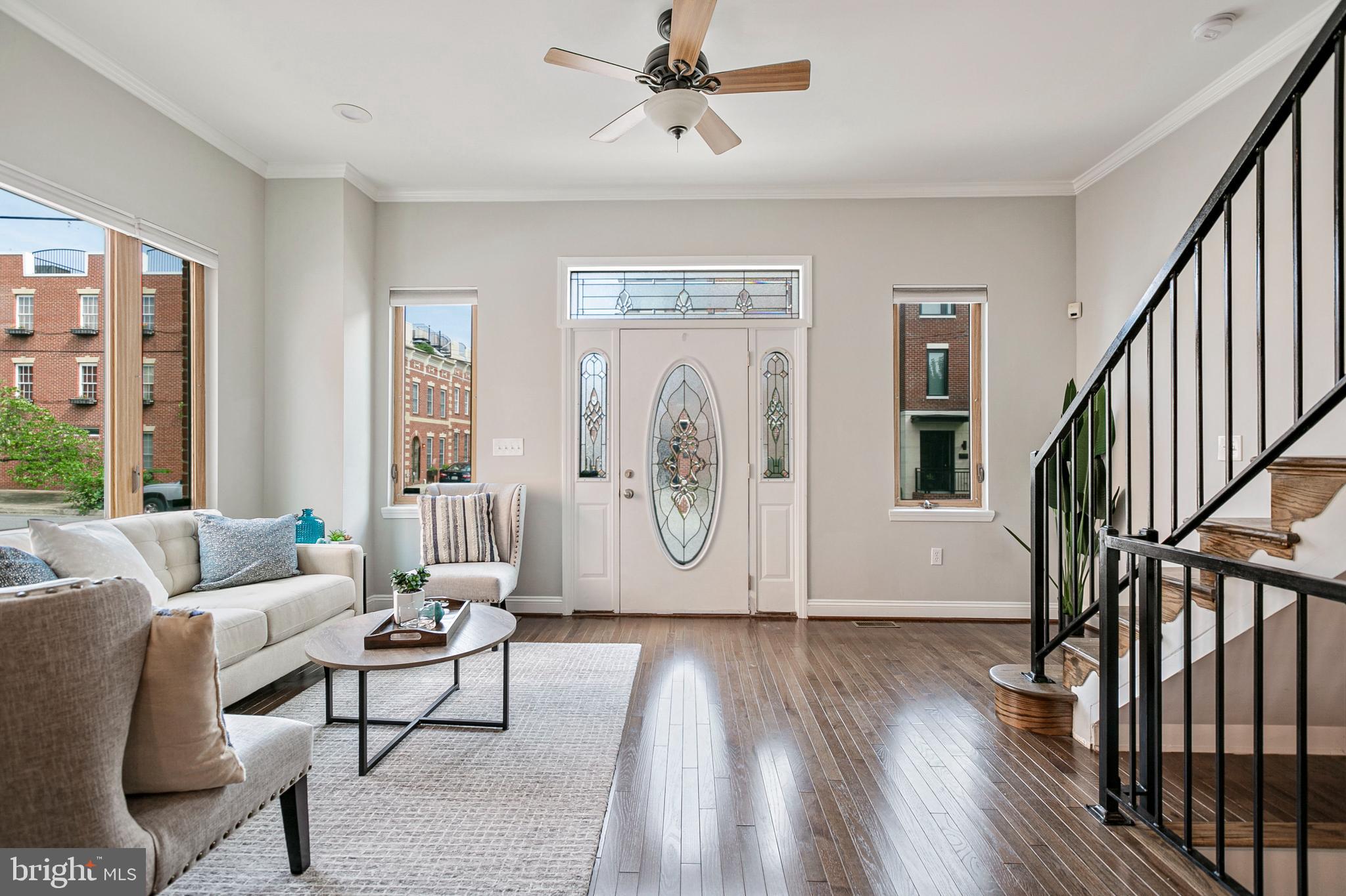 LOCUST POINT - Residential