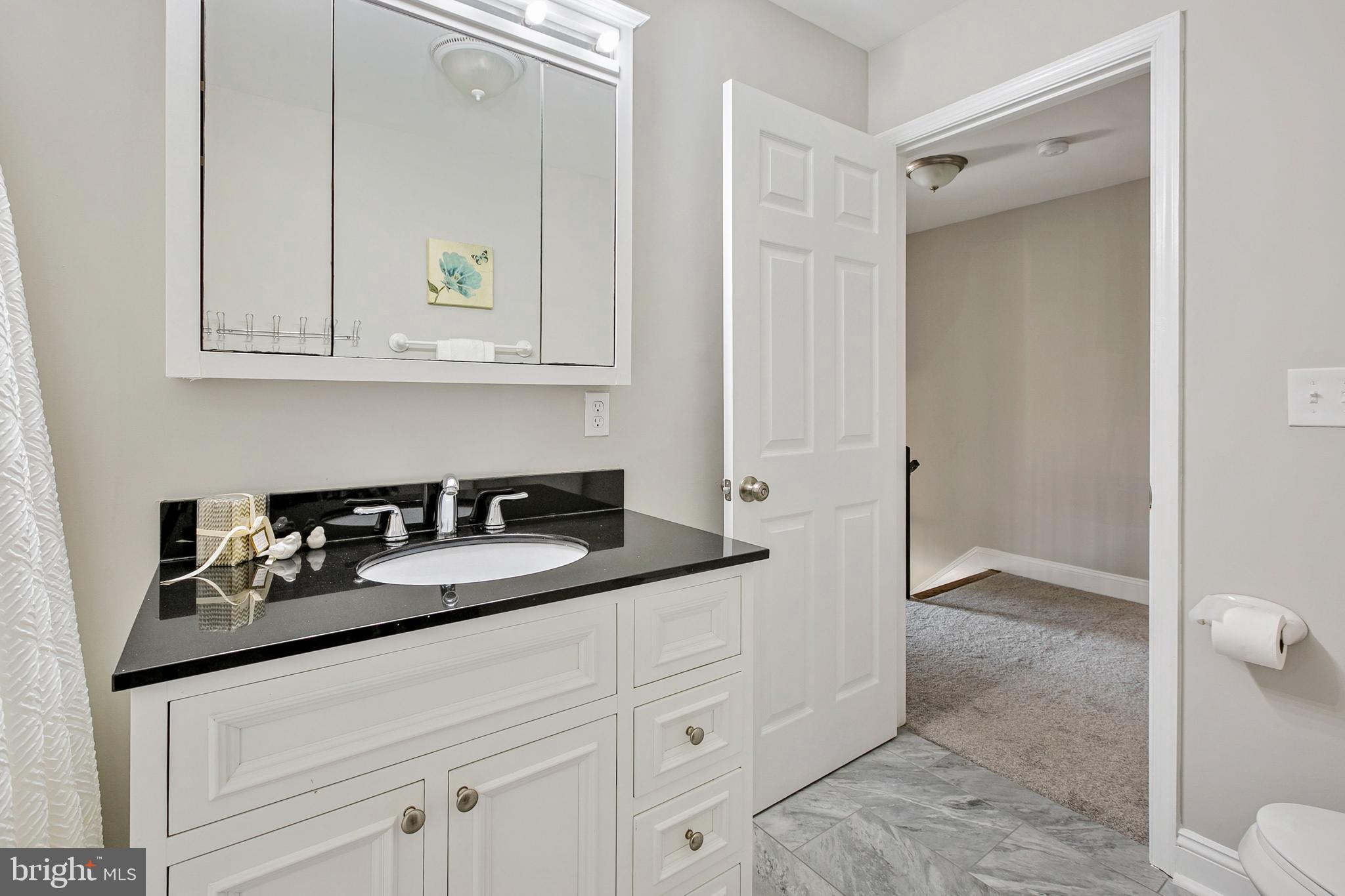 LOCUST POINT - Residential