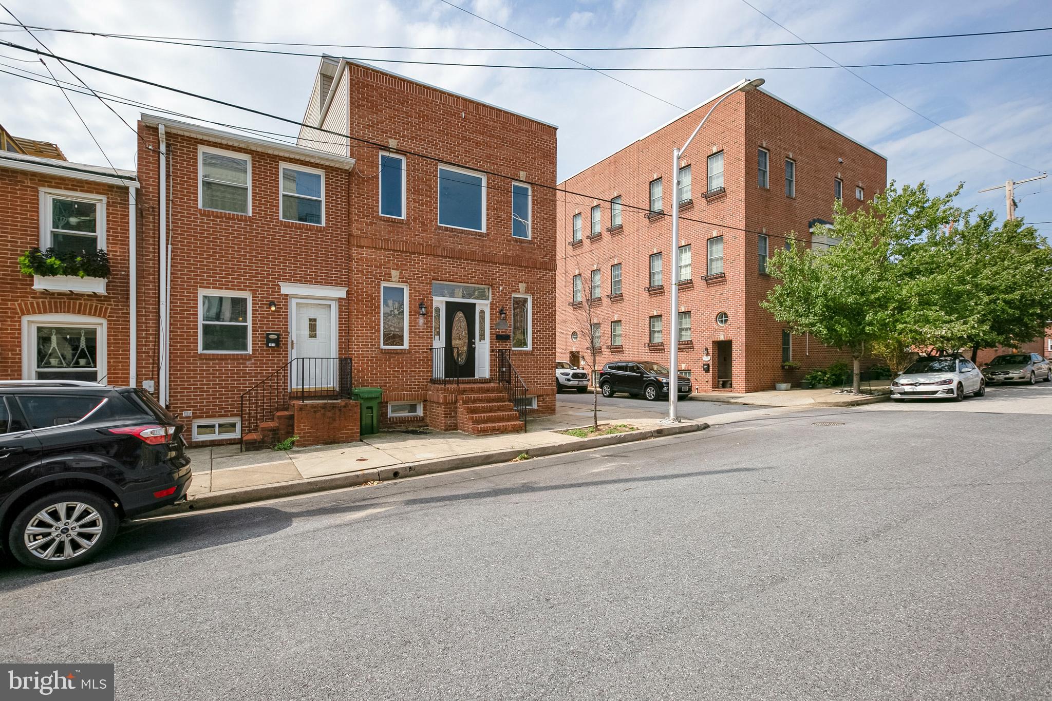 LOCUST POINT - Residential