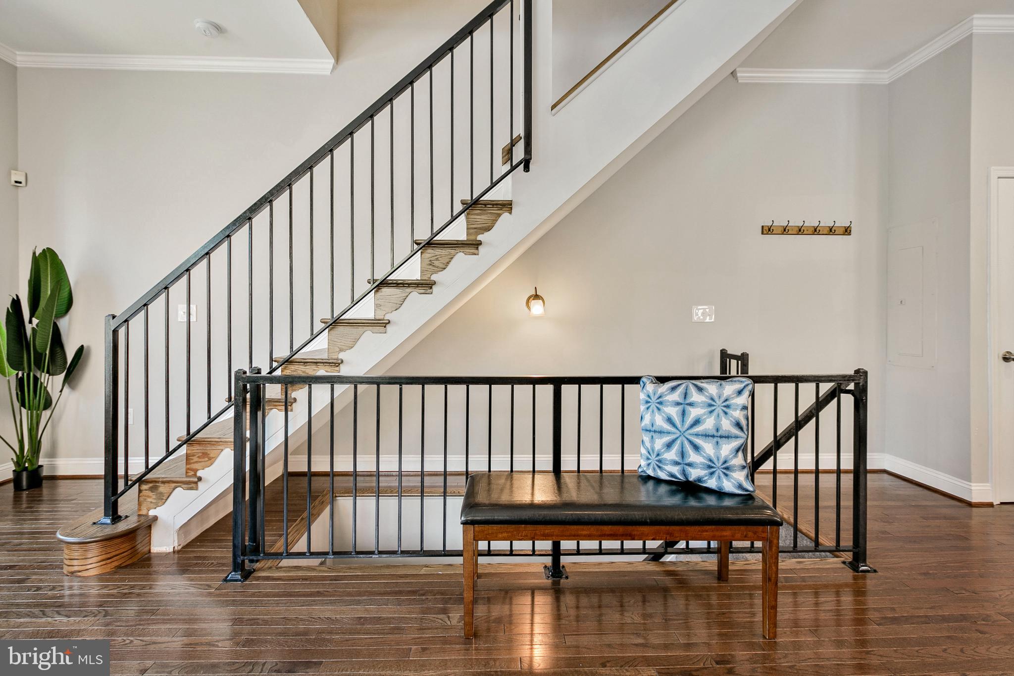 LOCUST POINT - Residential