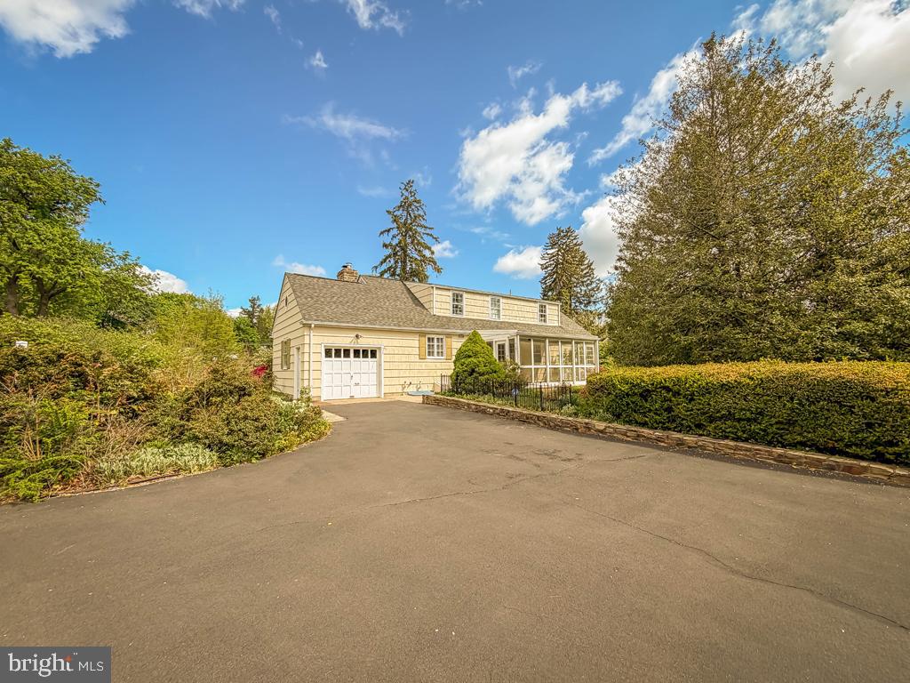 WYNNEWOOD - Residential