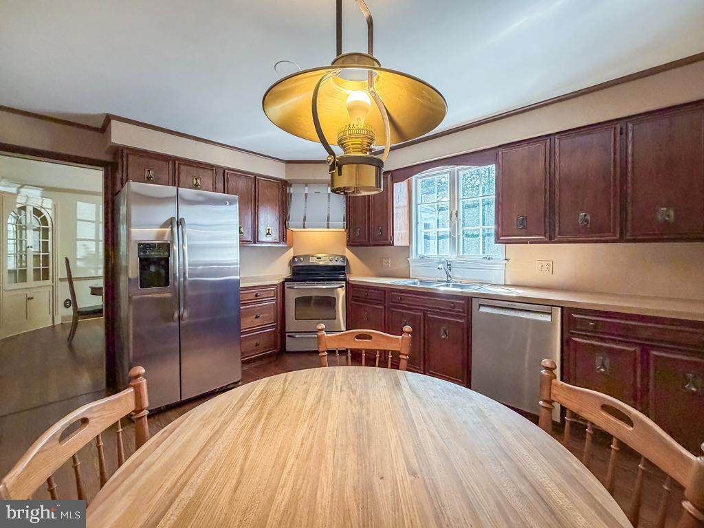 WYNNEWOOD - Residential