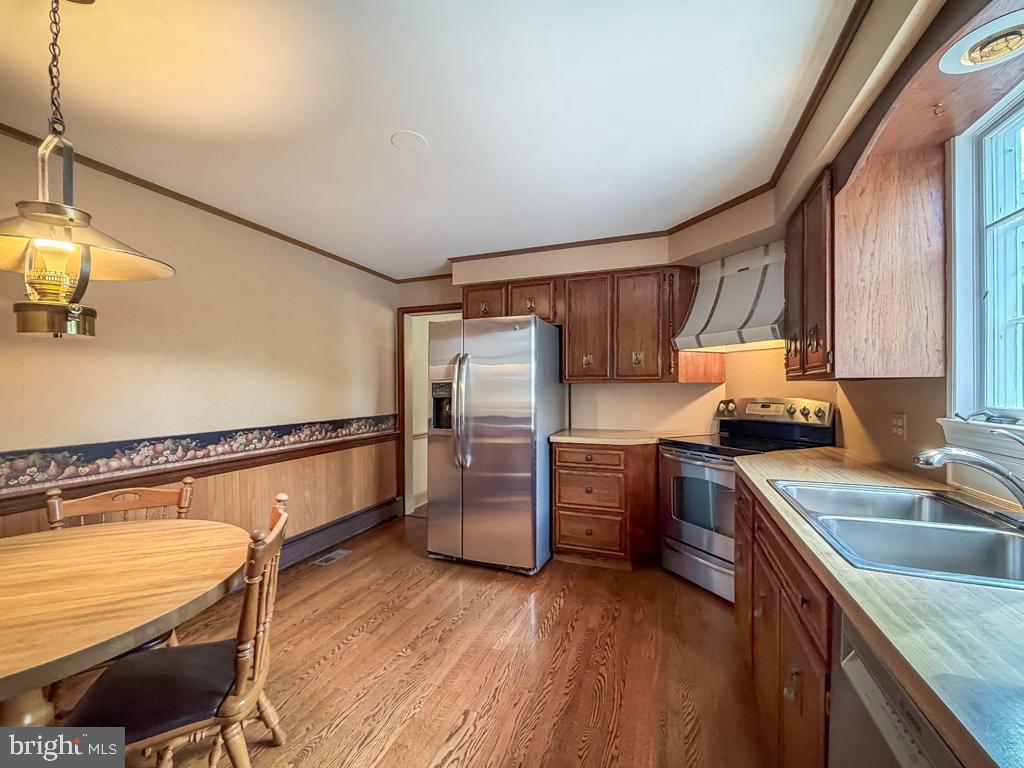 WYNNEWOOD - Residential