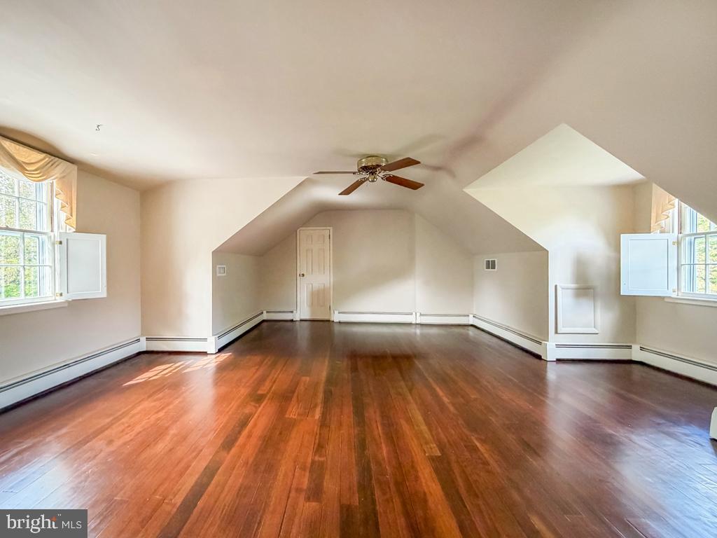 WYNNEWOOD - Residential