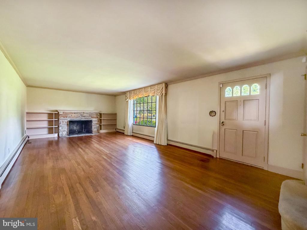 WYNNEWOOD - Residential