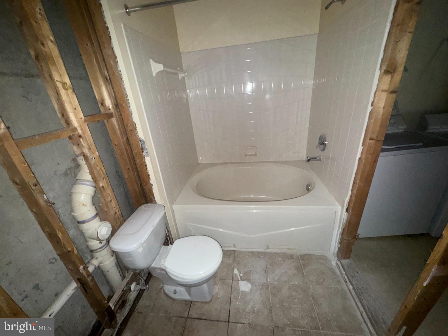 SILVERBROOK WOOD - Residential