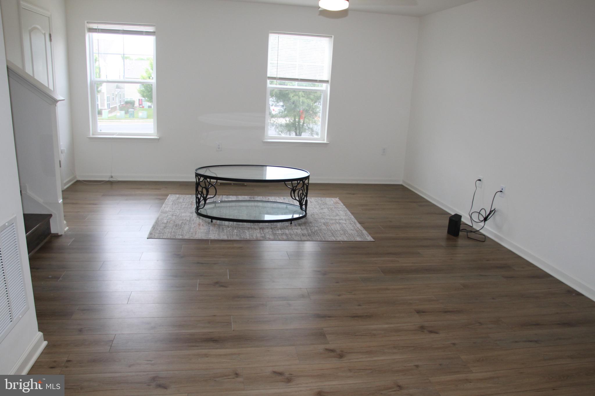 ARCHERS ROCK - Residential