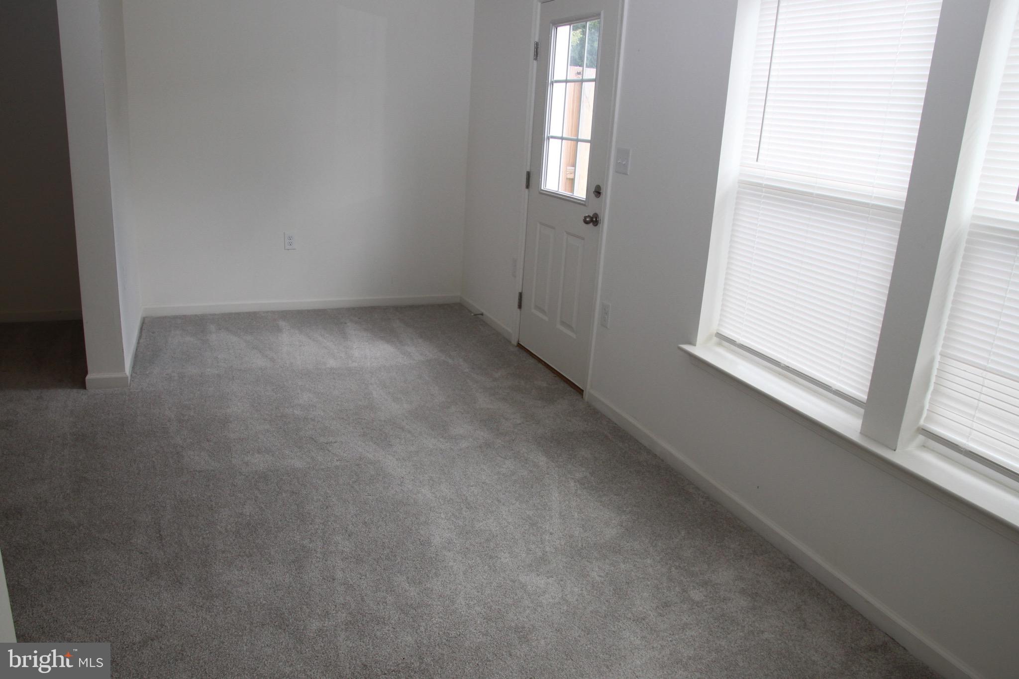 ARCHERS ROCK - Residential