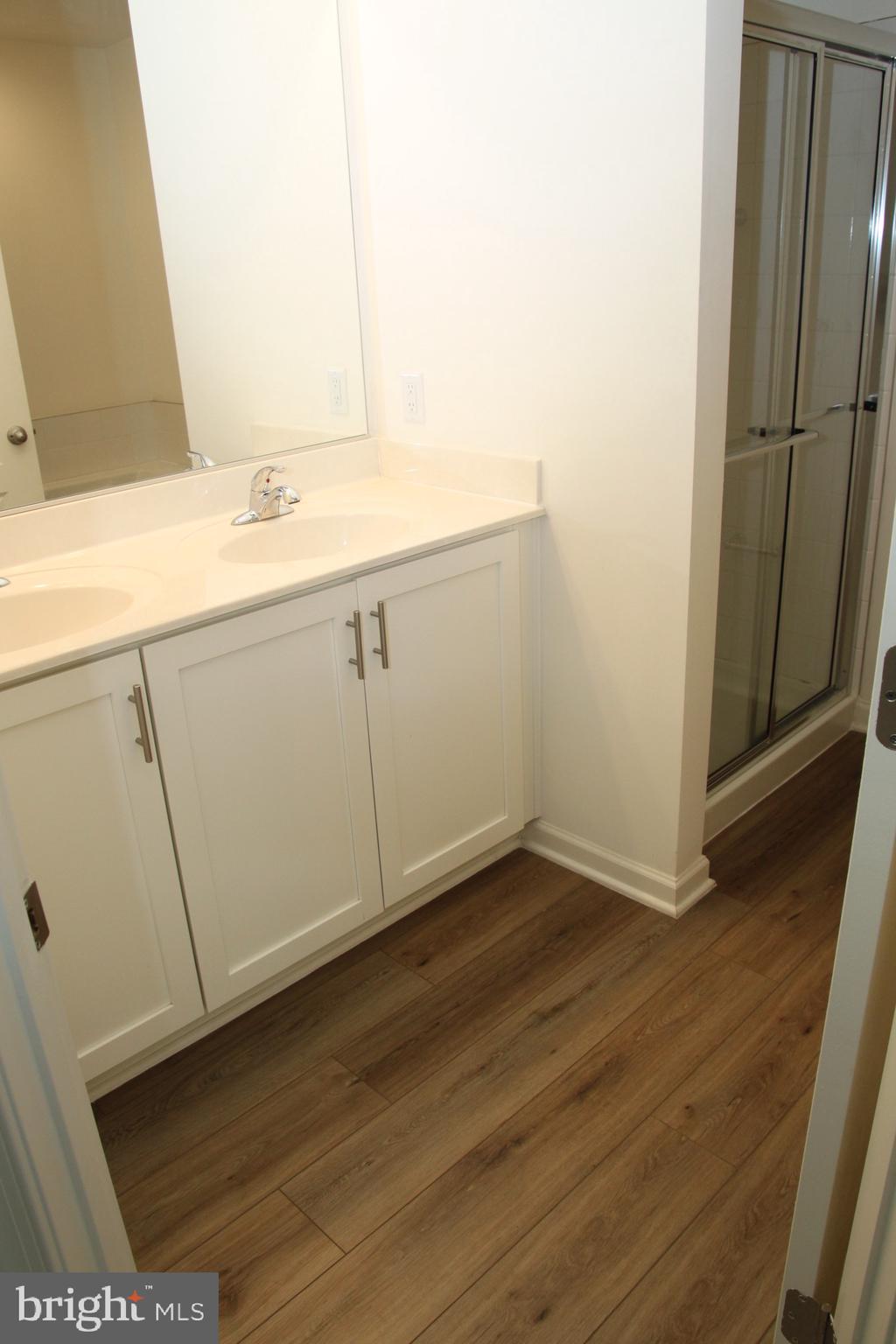 ARCHERS ROCK - Residential