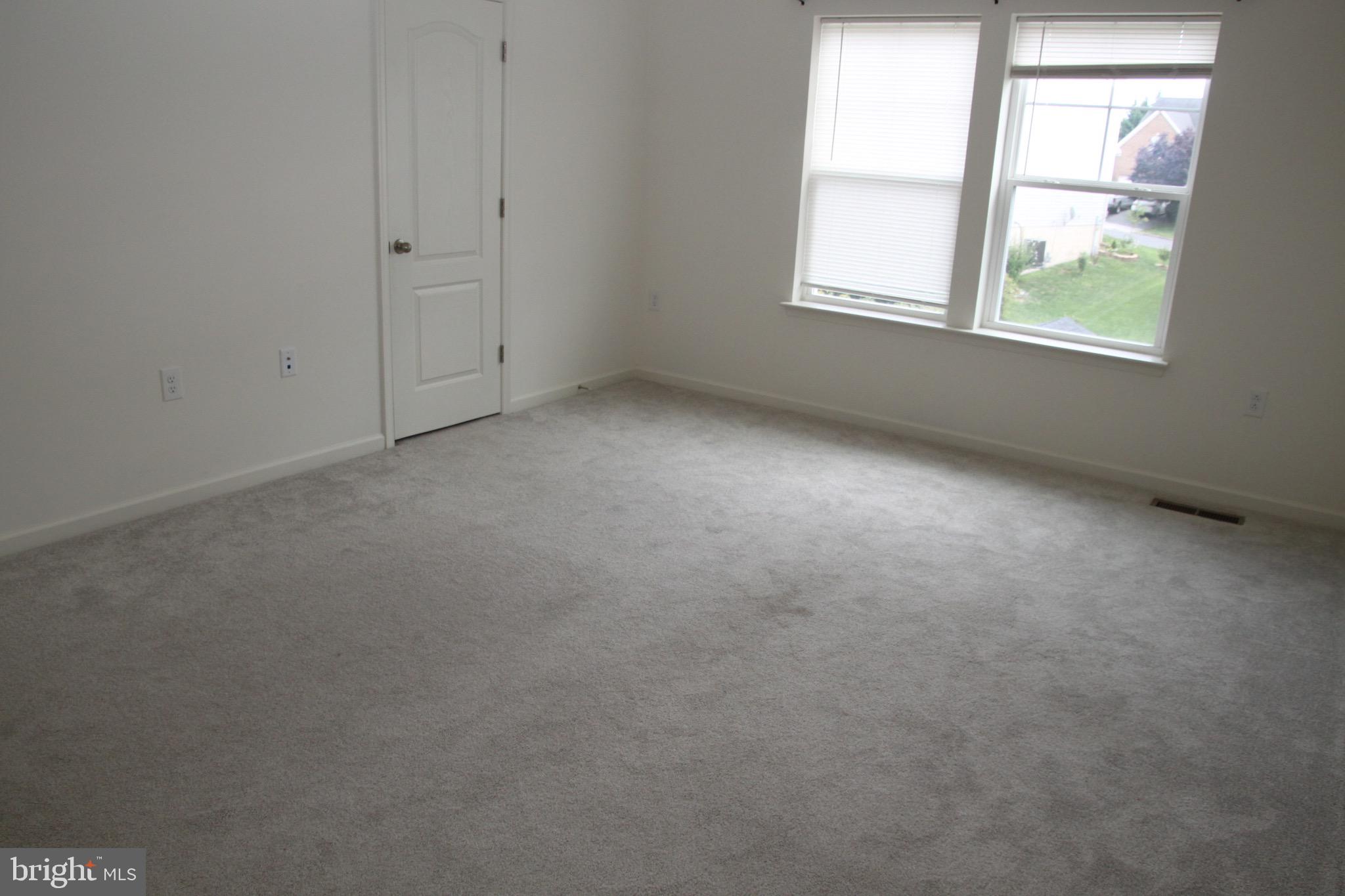 ARCHERS ROCK - Residential