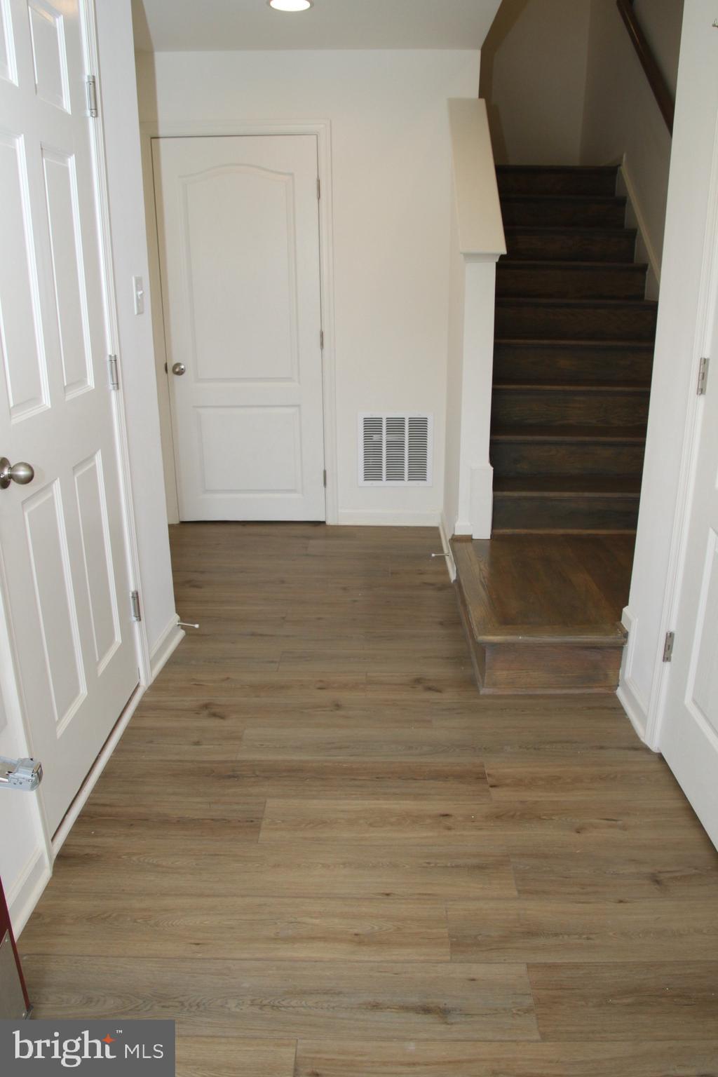 ARCHERS ROCK - Residential