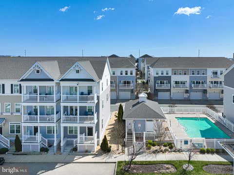 Condo For Sale - 115 70th Street #39<br/> OCEAN CITY, MD 21842
