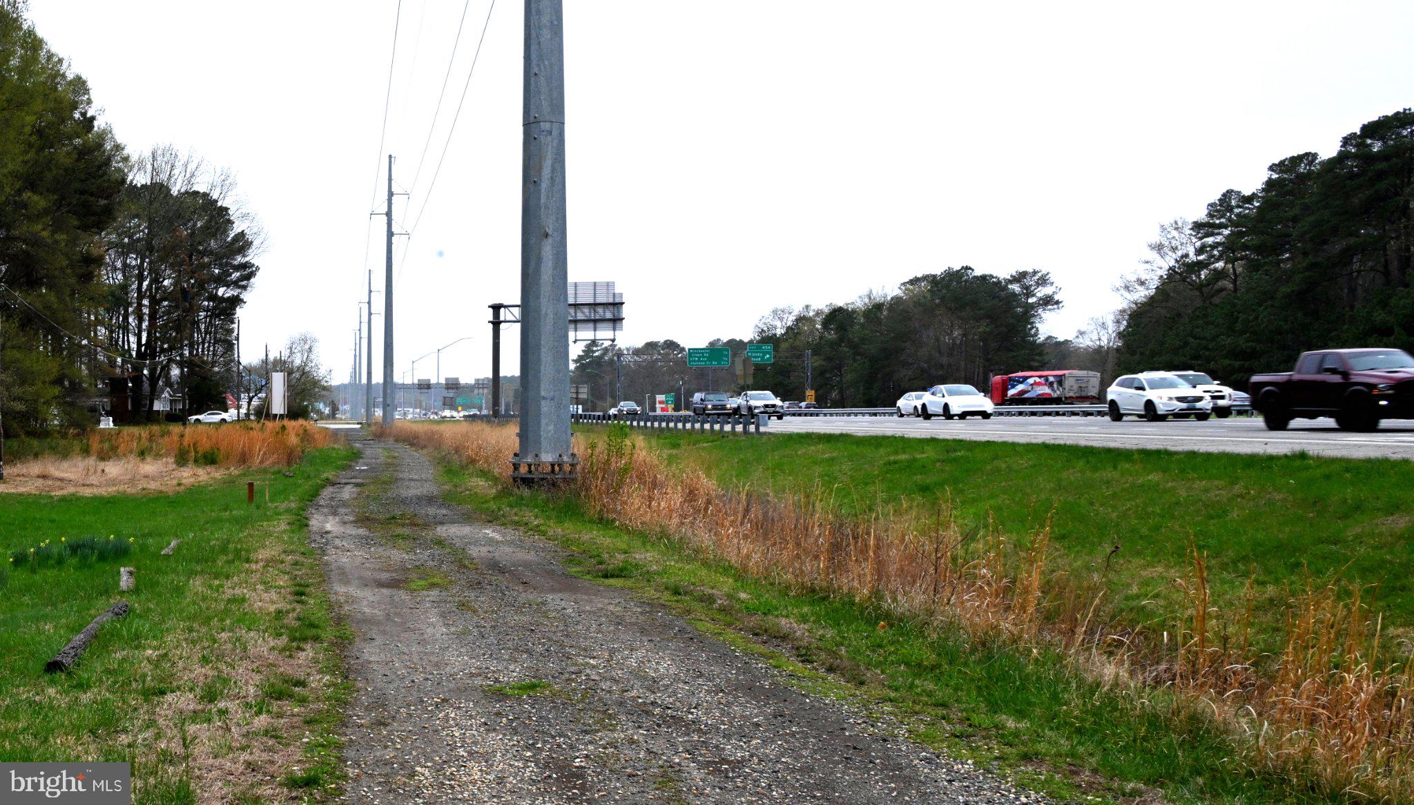 144 HESS FRONTAGE ROAD