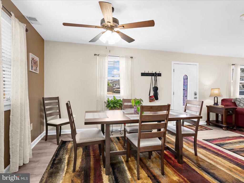 EDGEWATER - Residential