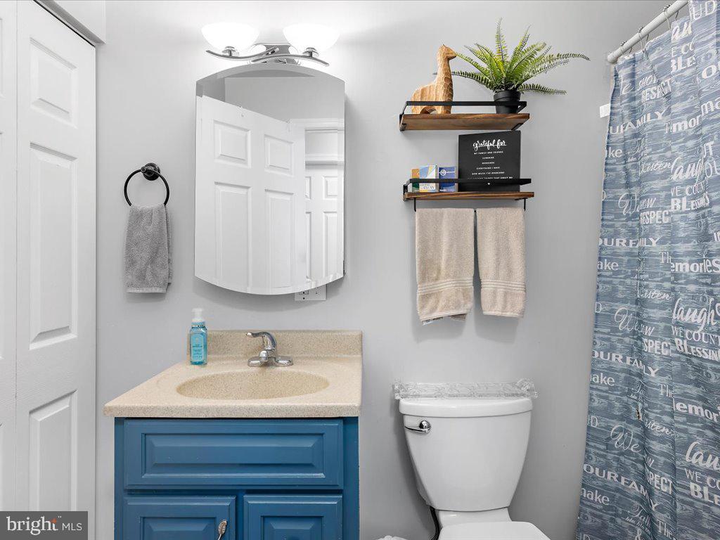 EDGEWATER - Residential