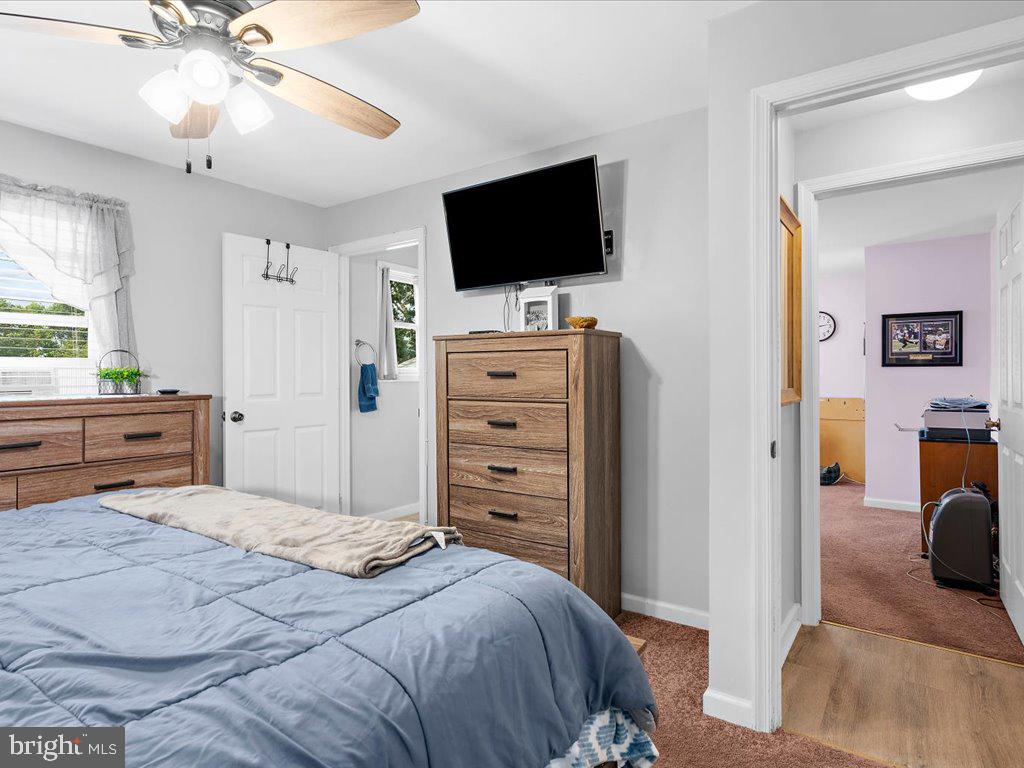 EDGEWATER - Residential