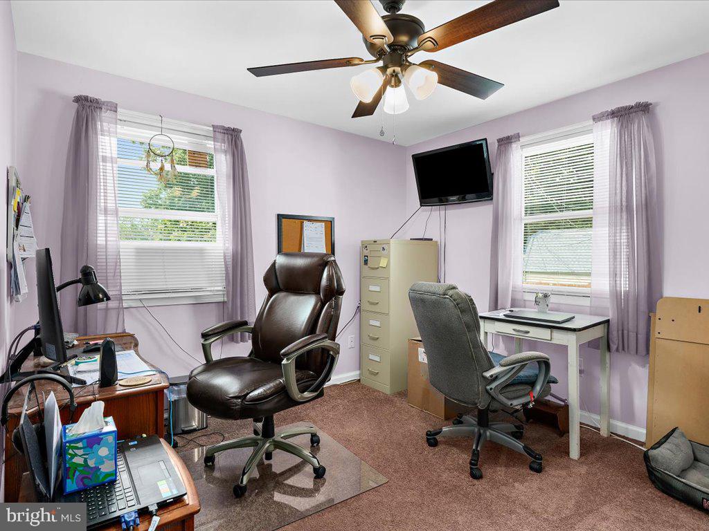 EDGEWATER - Residential