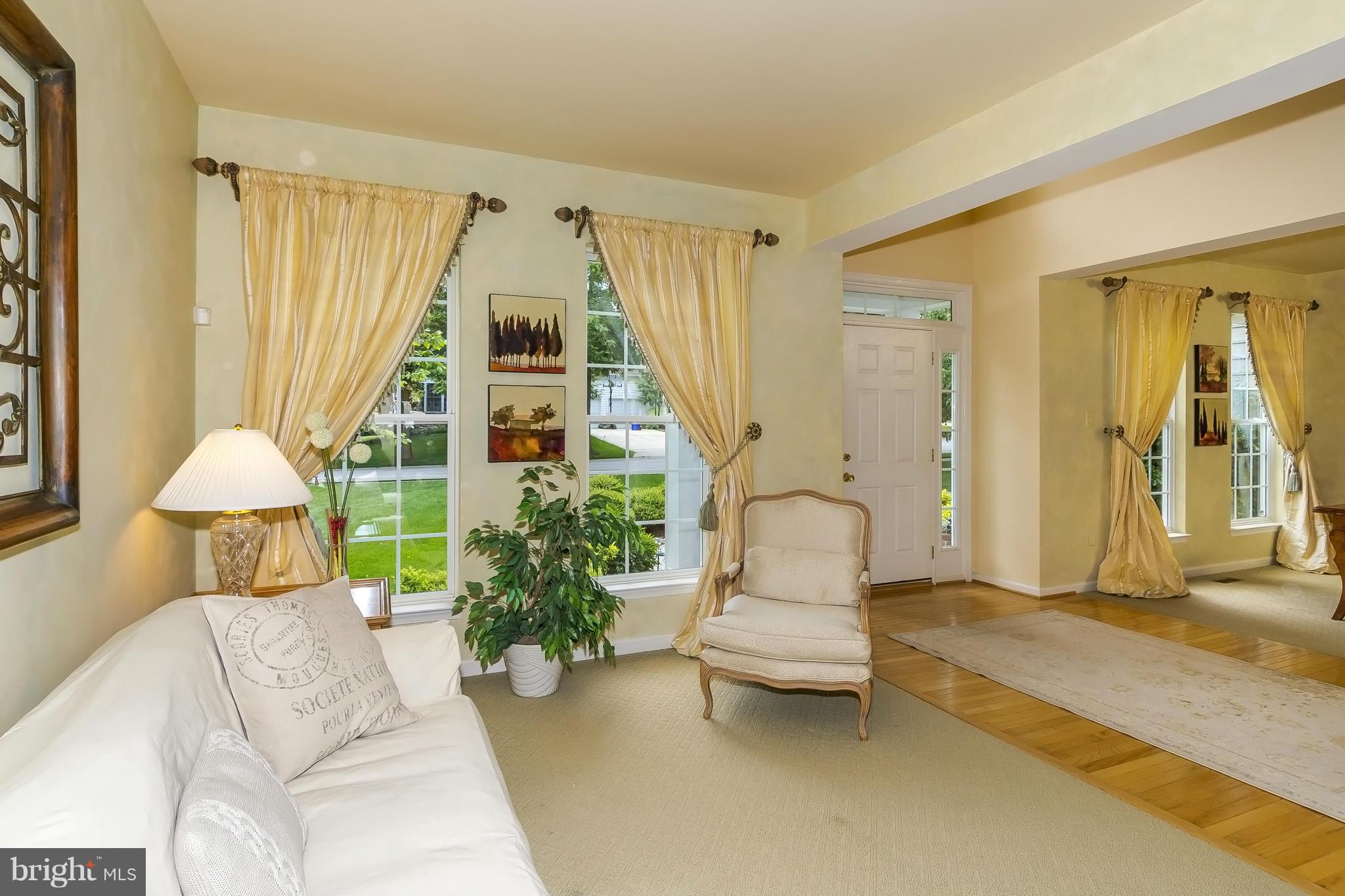 VILLAGE OF RIVER HILL - Residential