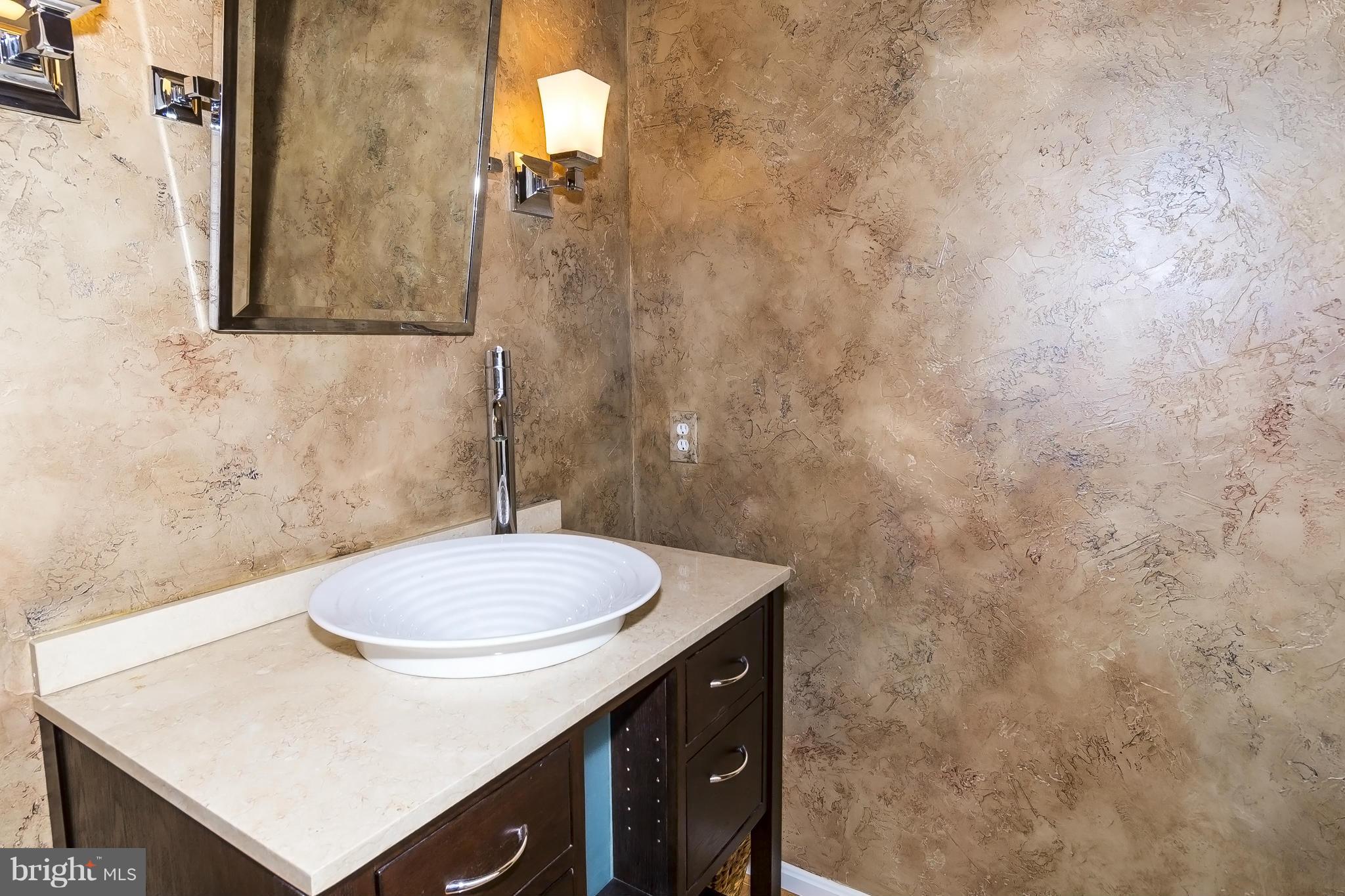 VILLAGE OF RIVER HILL - Residential