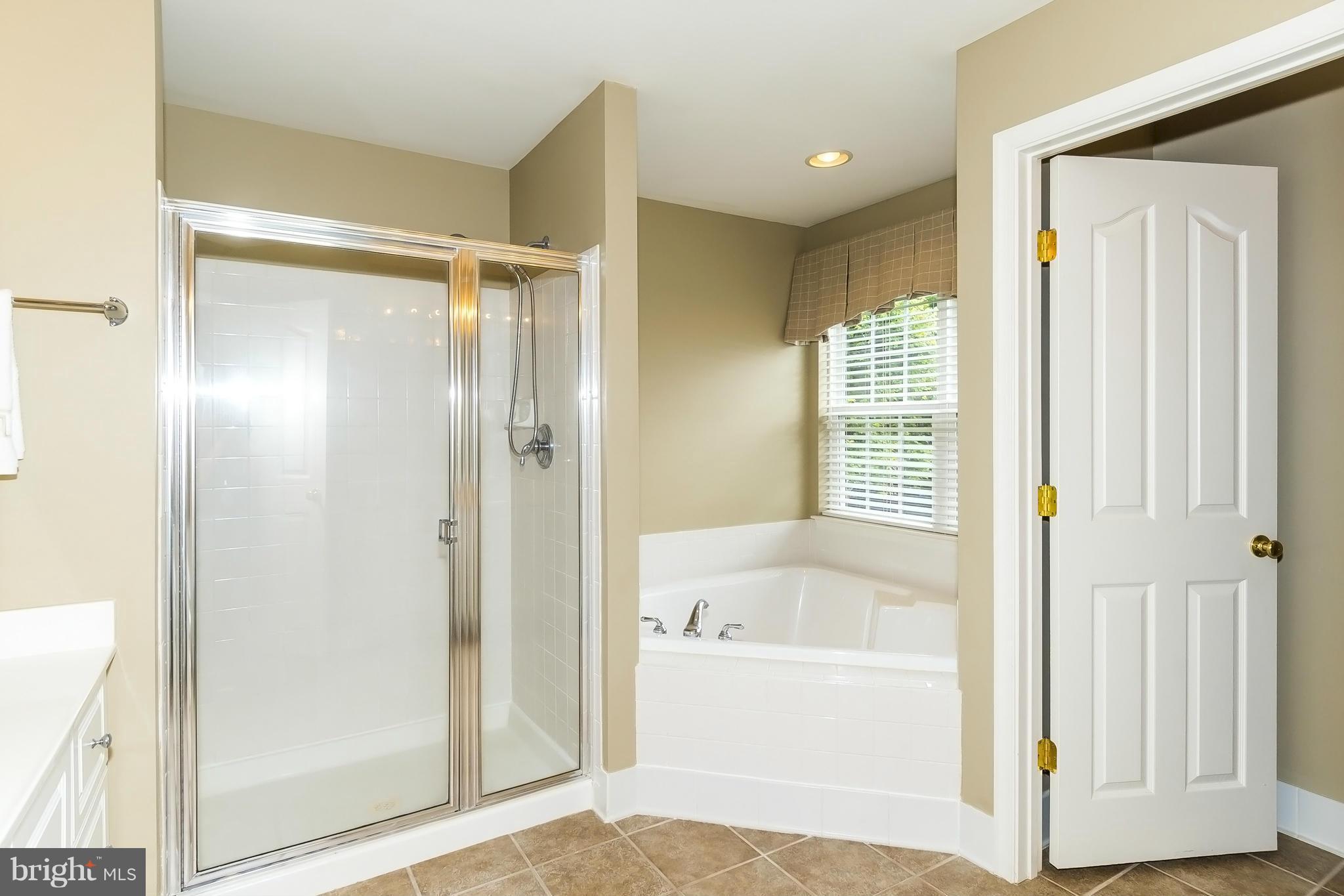 VILLAGE OF RIVER HILL - Residential