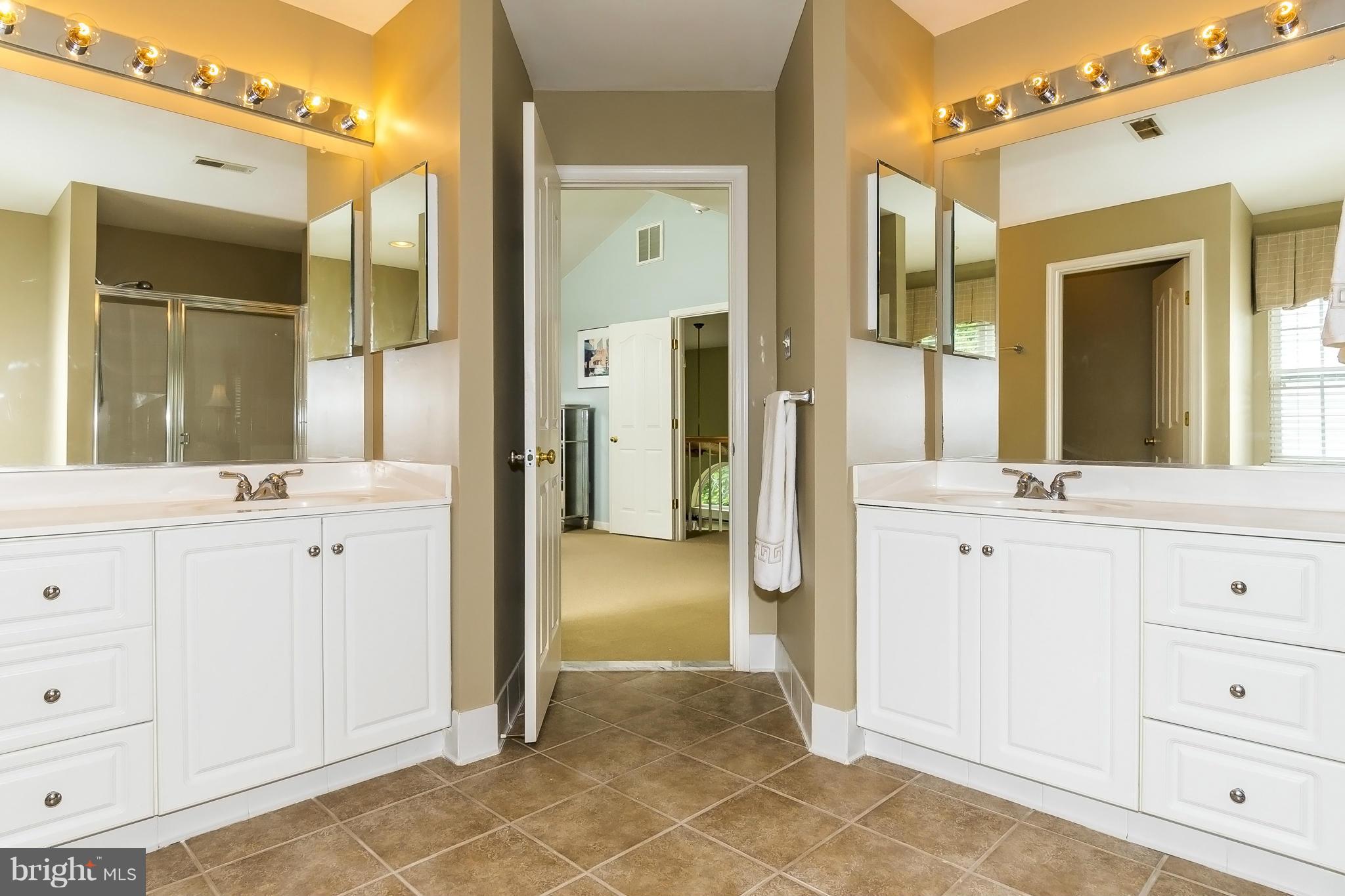 VILLAGE OF RIVER HILL - Residential