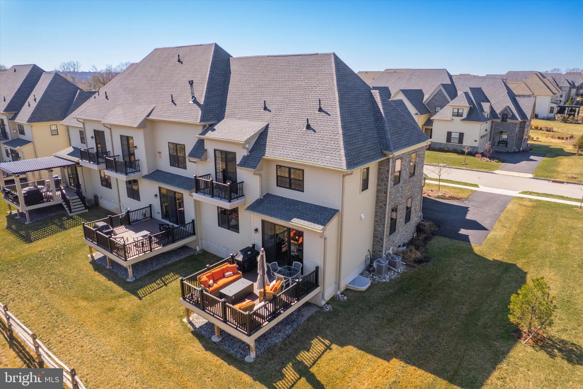 RESERVE AT CREEKSIDE - Residential