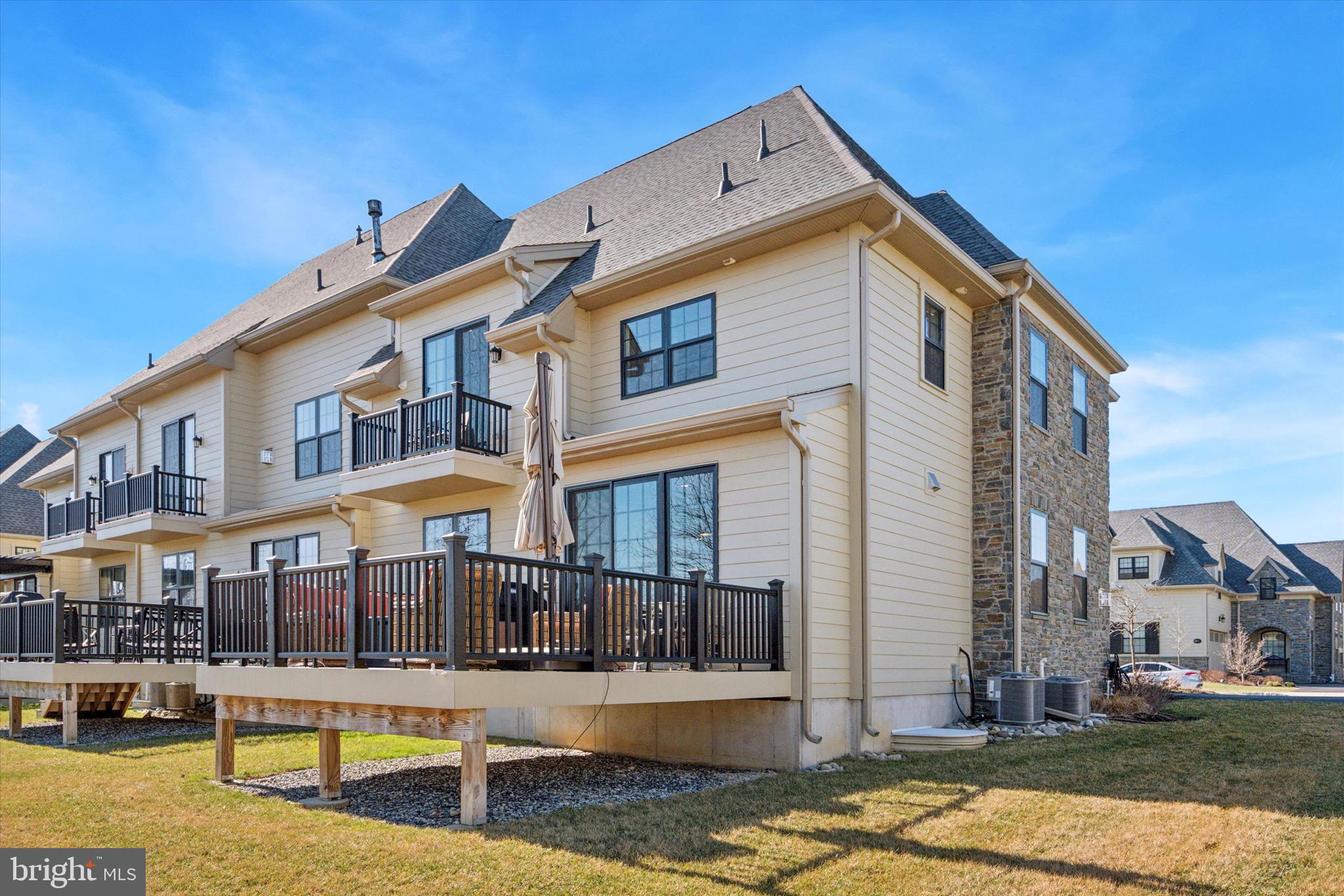 RESERVE AT CREEKSIDE - Residential