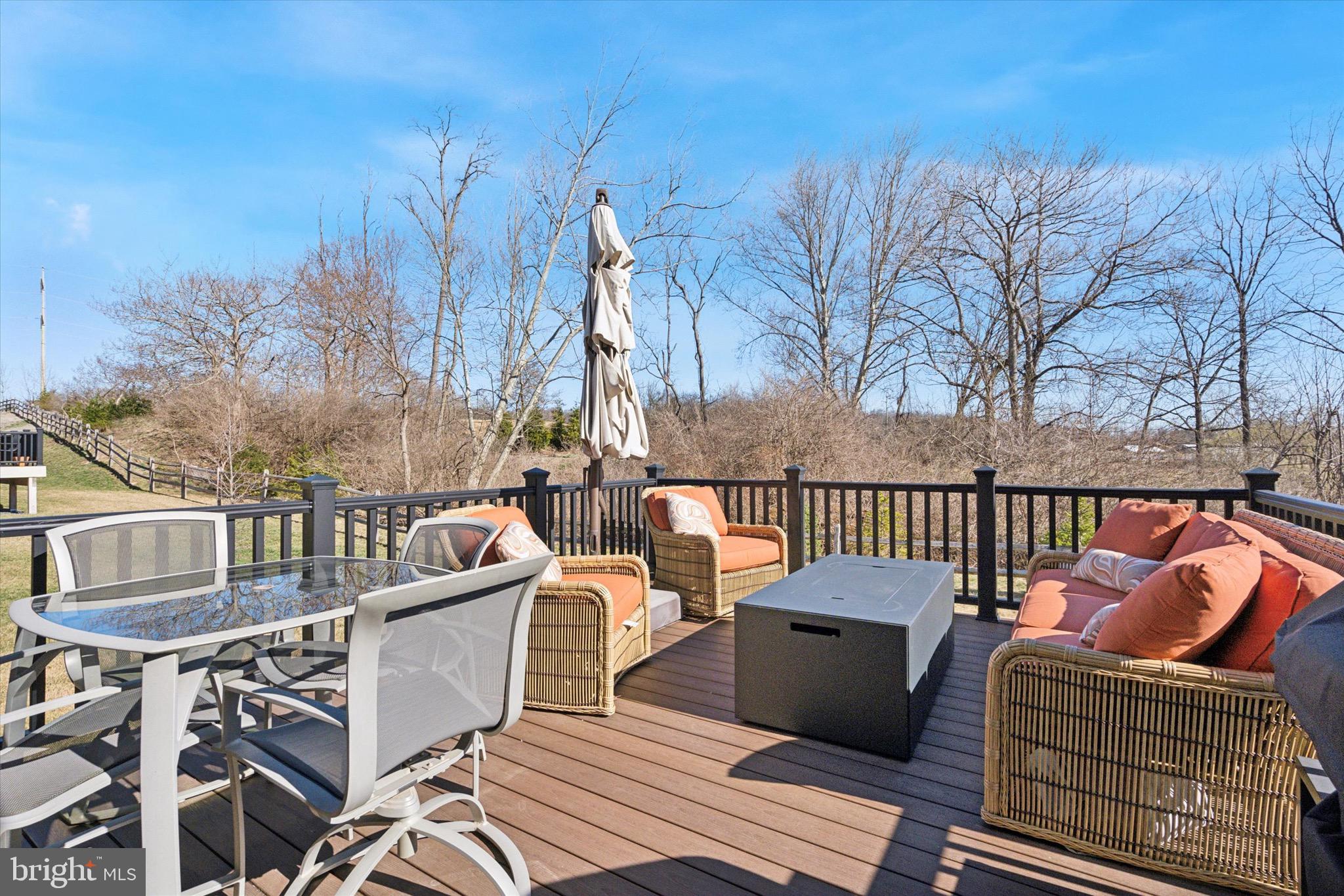 RESERVE AT CREEKSIDE - Residential