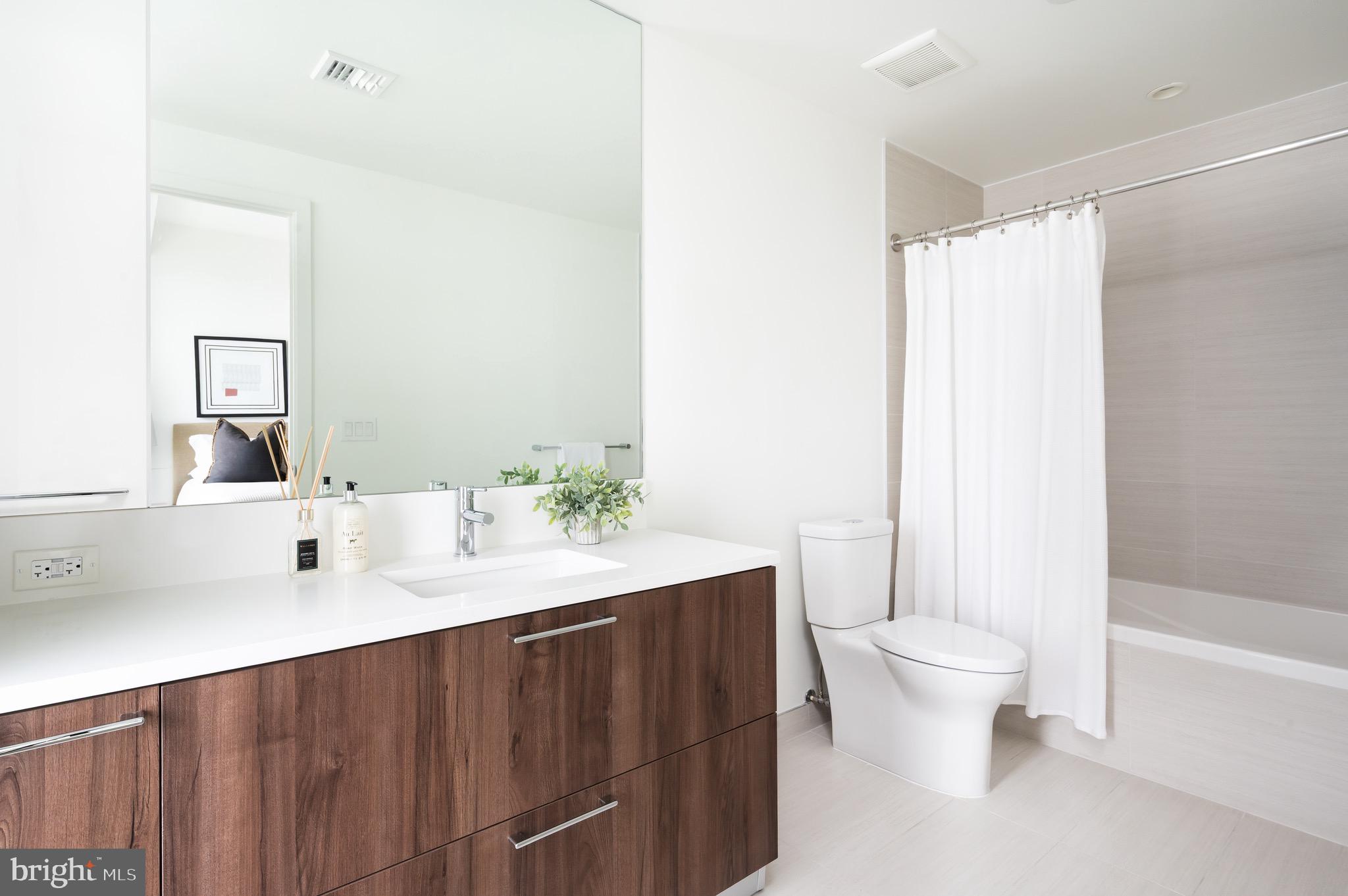 THE BORO TYSONS - Residential