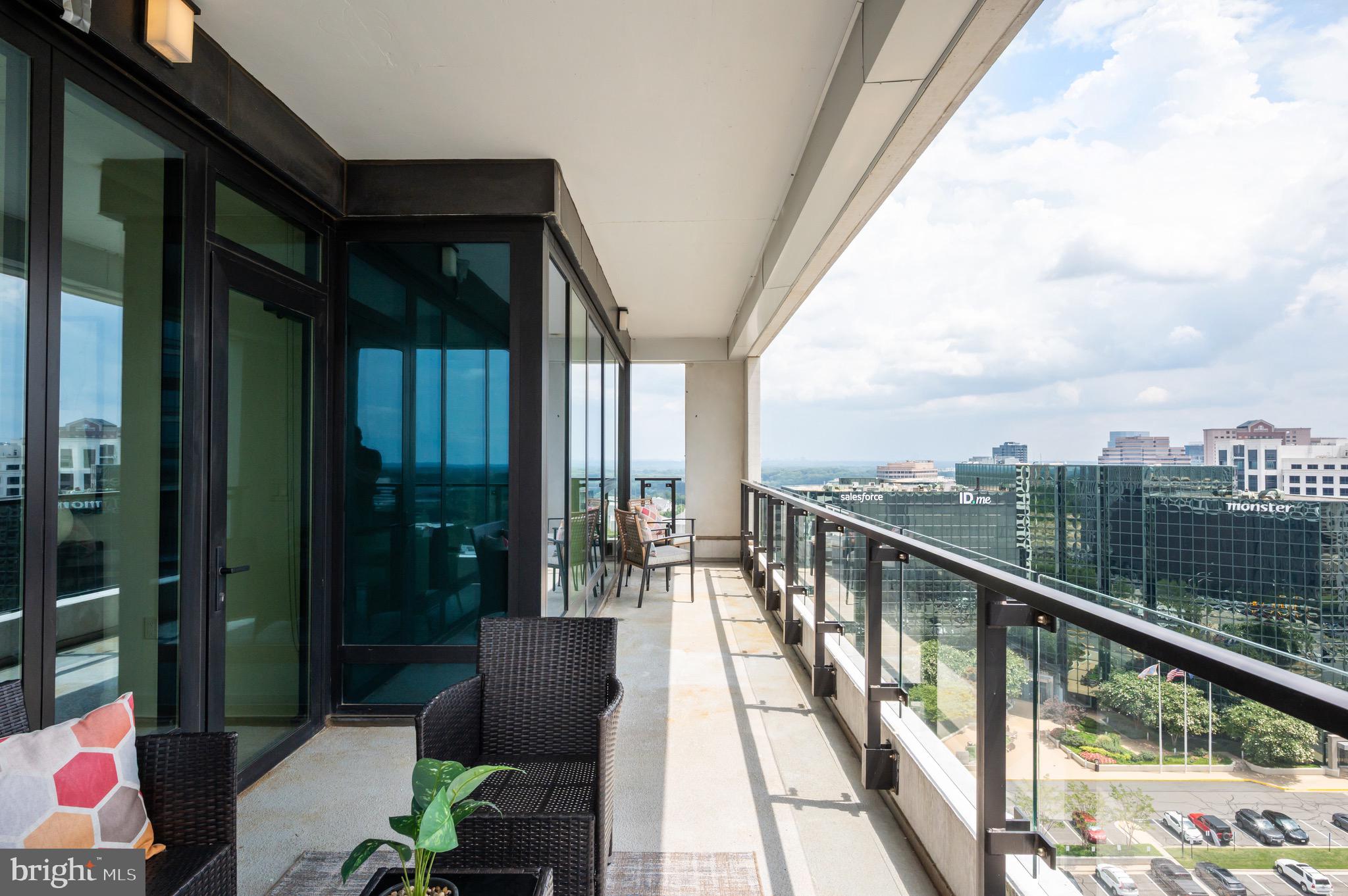 THE BORO TYSONS - Residential