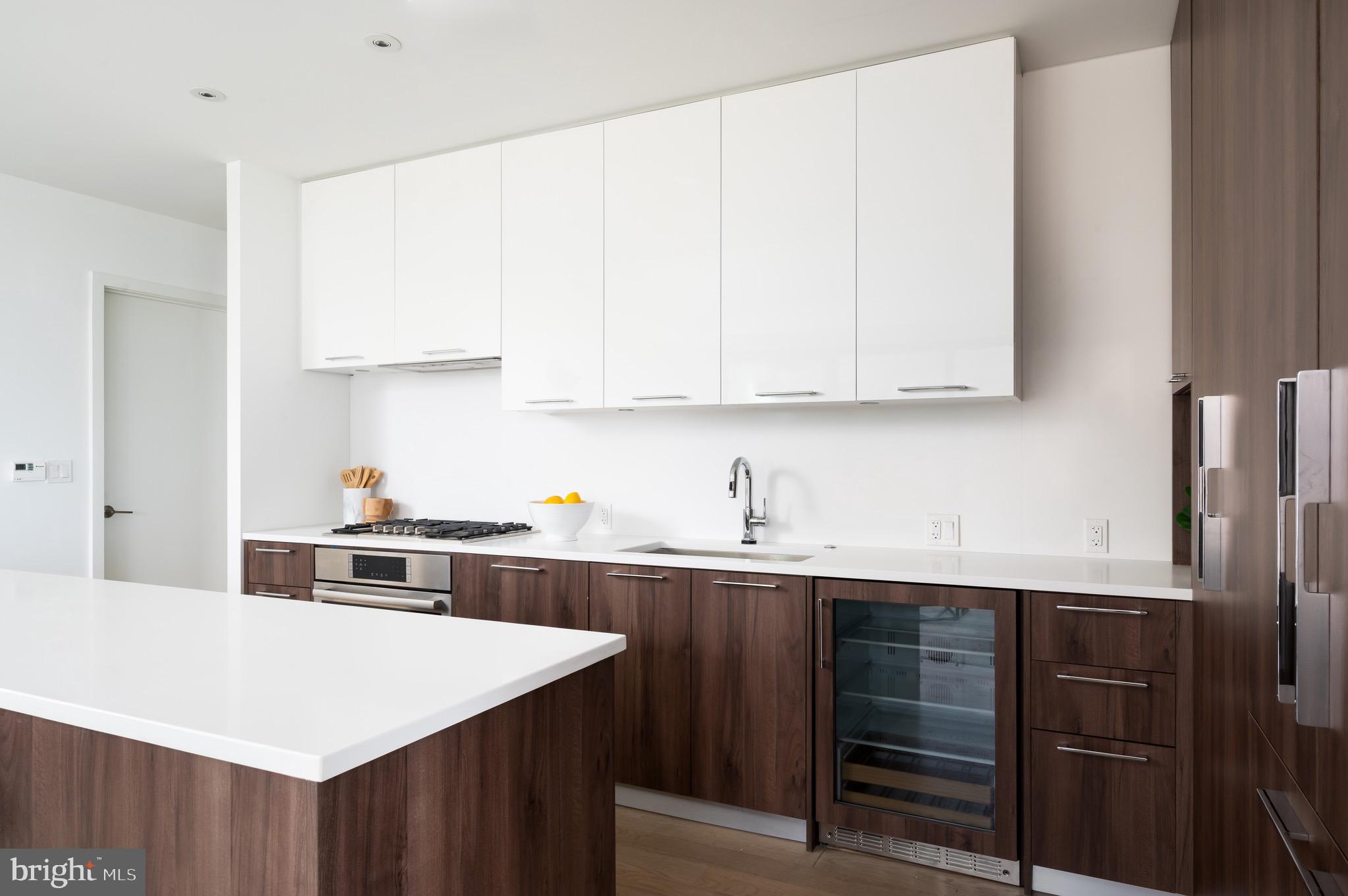 THE BORO TYSONS - Residential