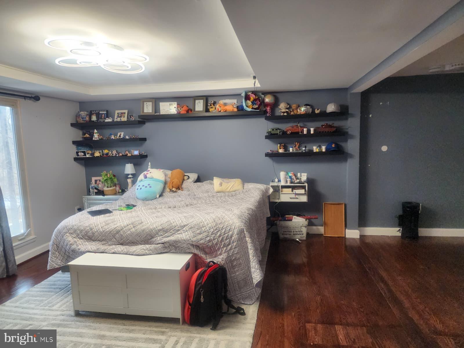 VILLAGE OF OWEN BROWN - Residential