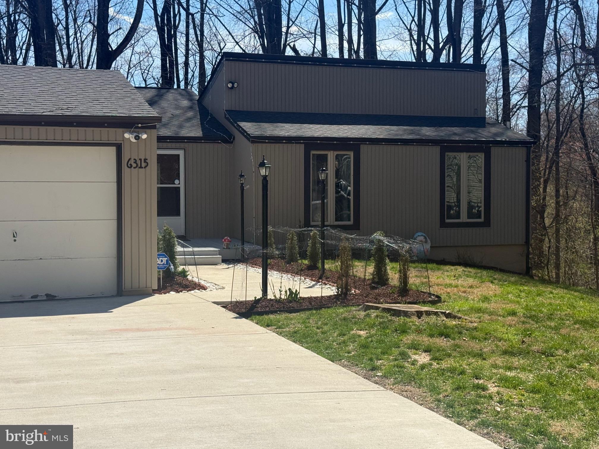 VILLAGE OF OWEN BROWN - Residential