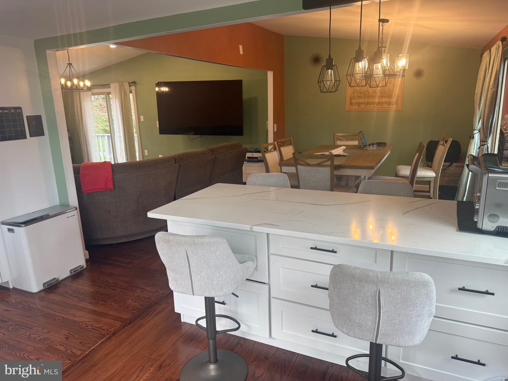 VILLAGE OF OWEN BROWN - Residential