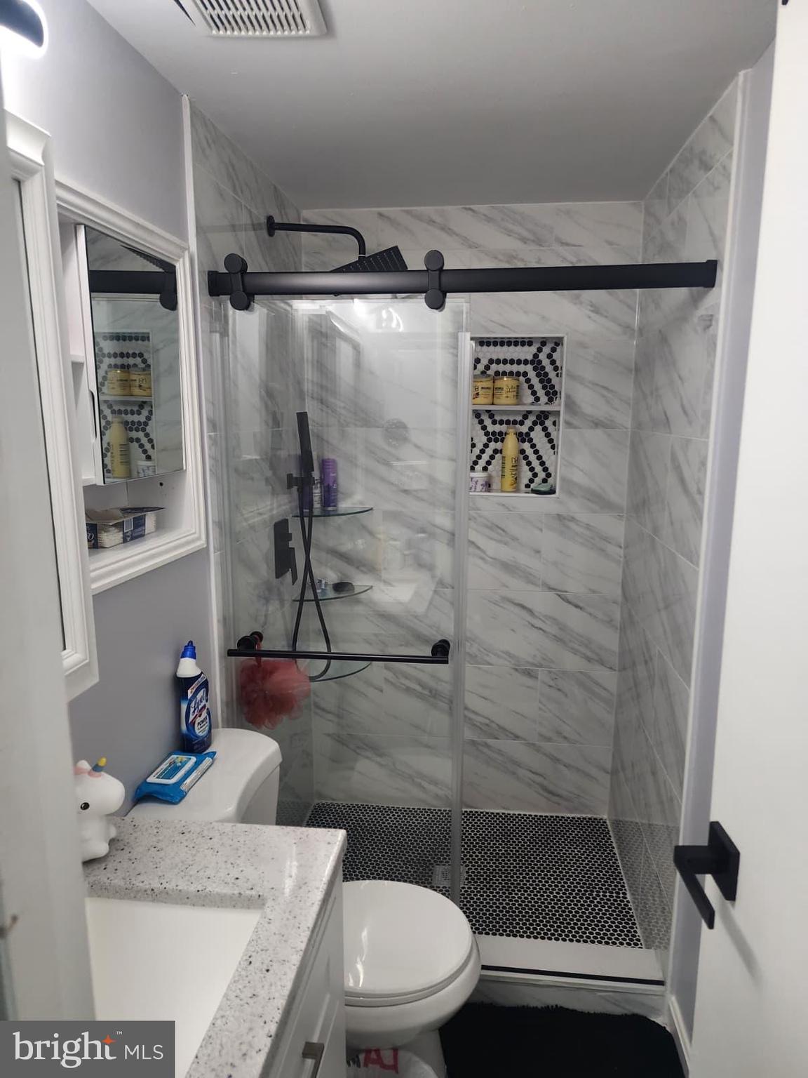 VILLAGE OF OWEN BROWN - Residential