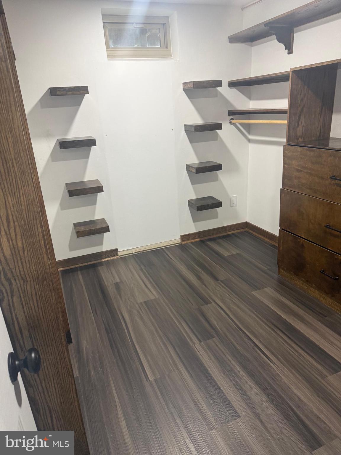 VILLAGE OF OWEN BROWN - Residential