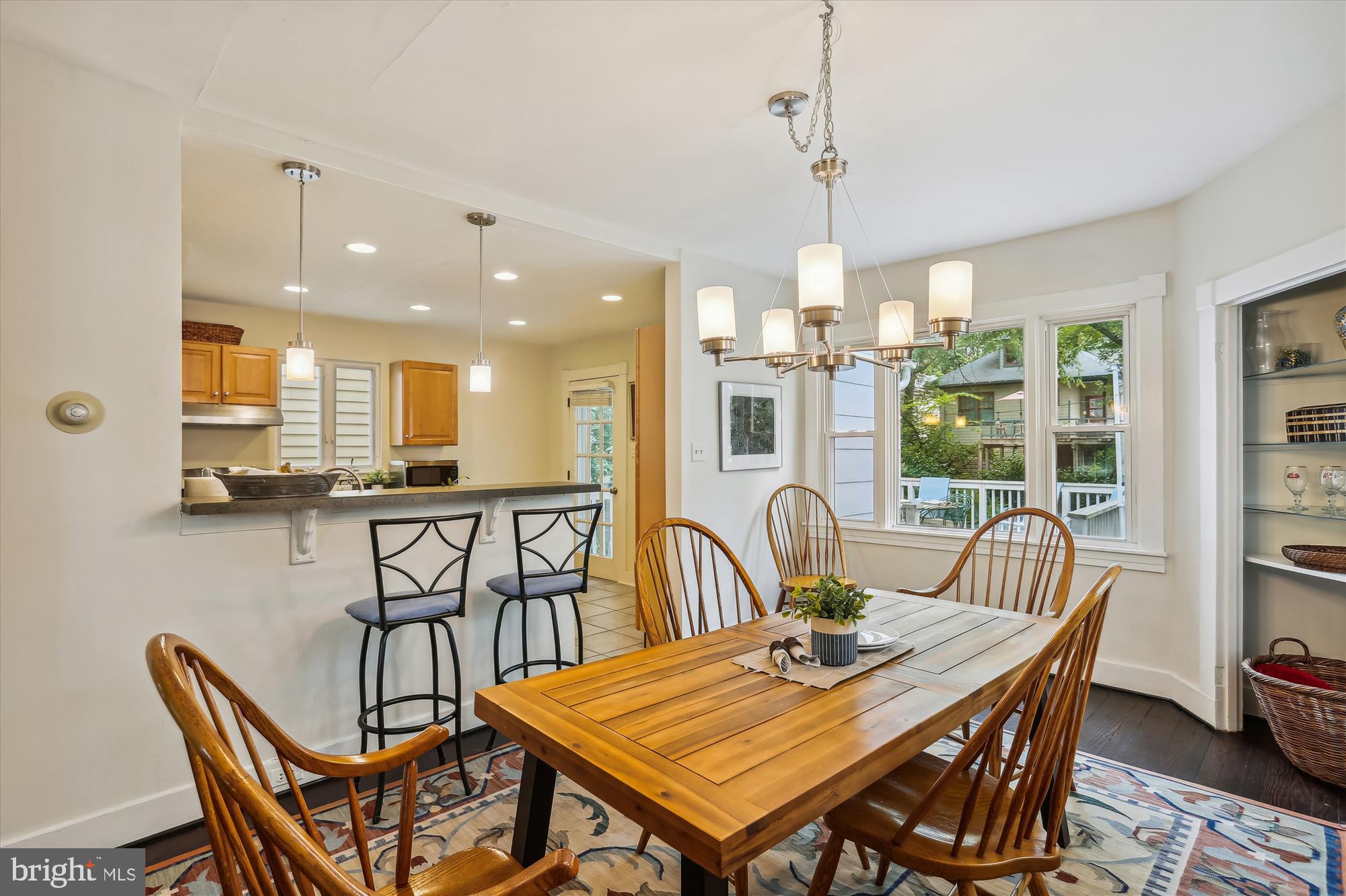 MURRAY HILL - Residential