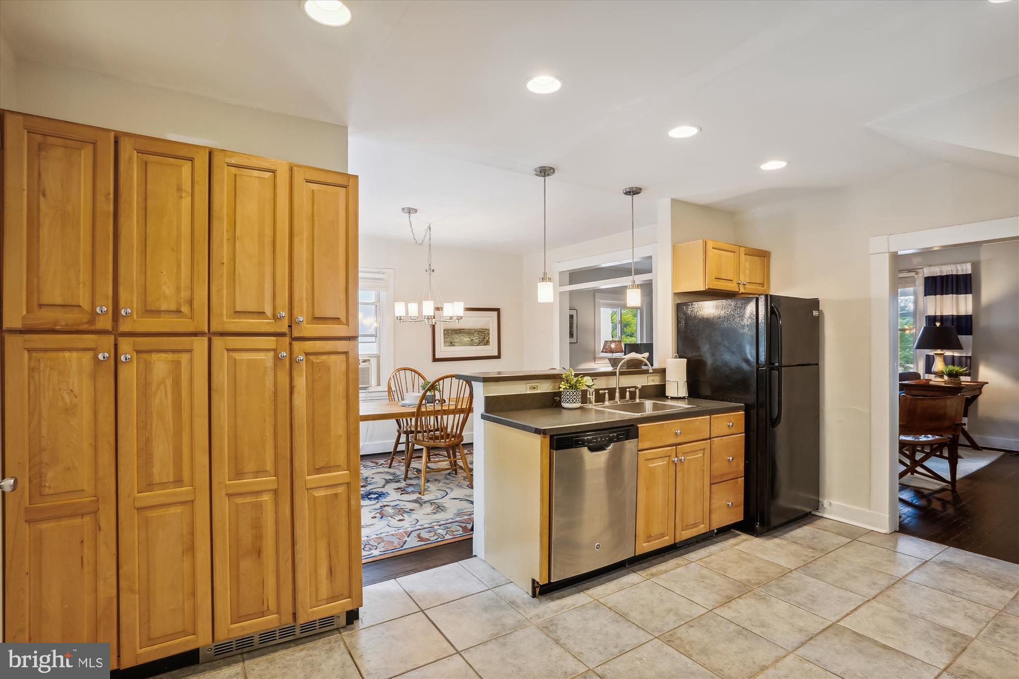 MURRAY HILL - Residential