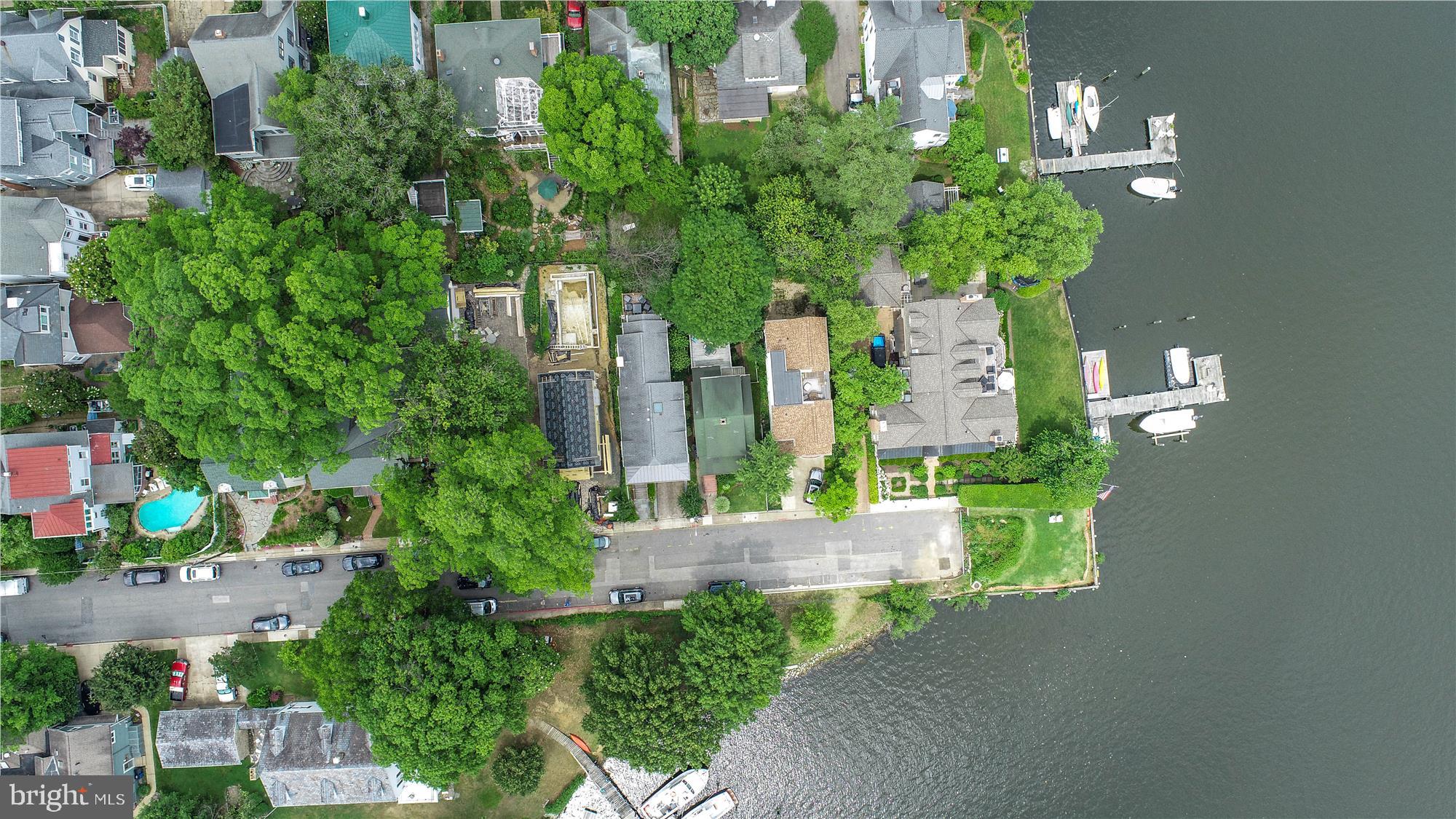 MURRAY HILL - Residential