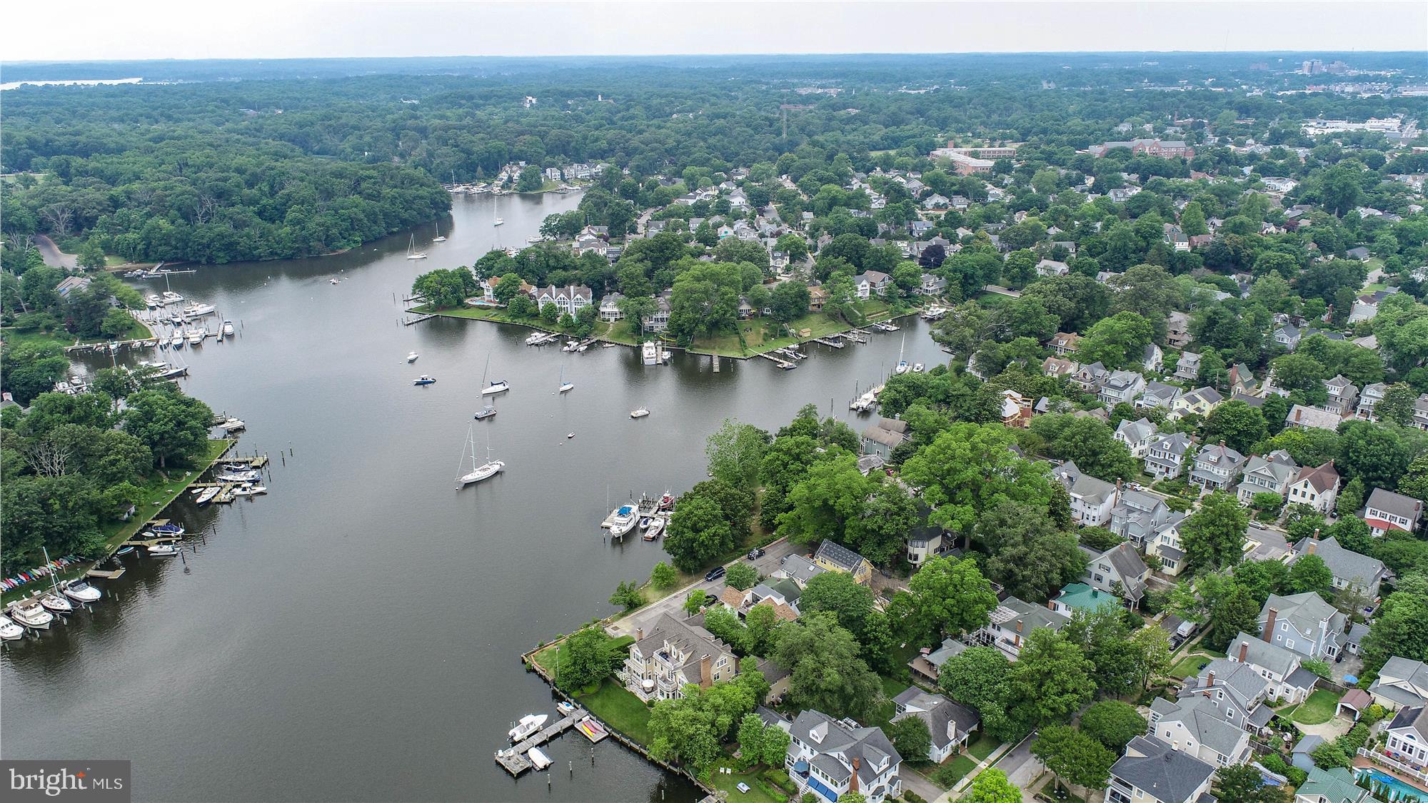 MURRAY HILL - Residential